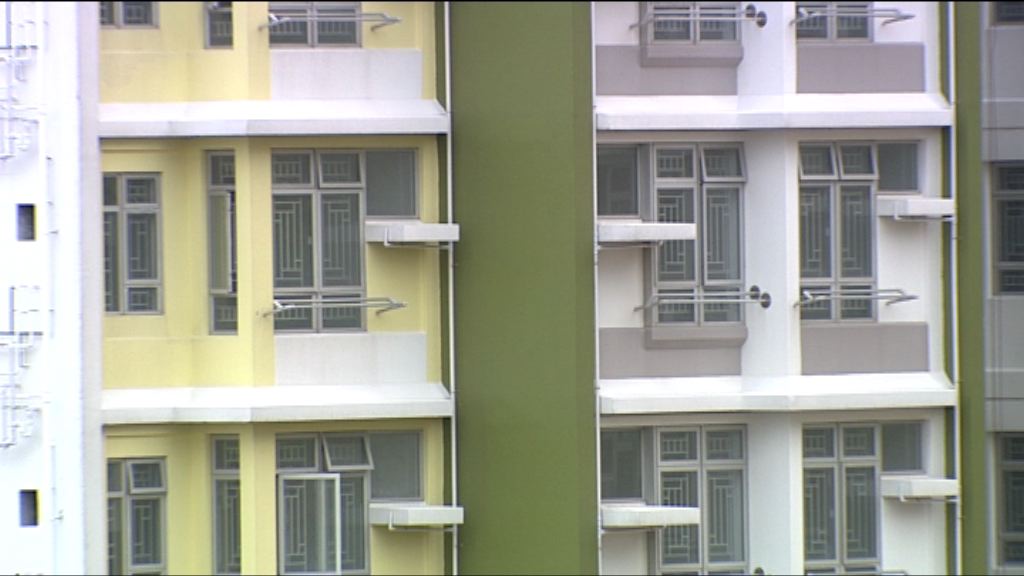 房委會：公屋上樓續離三年目標