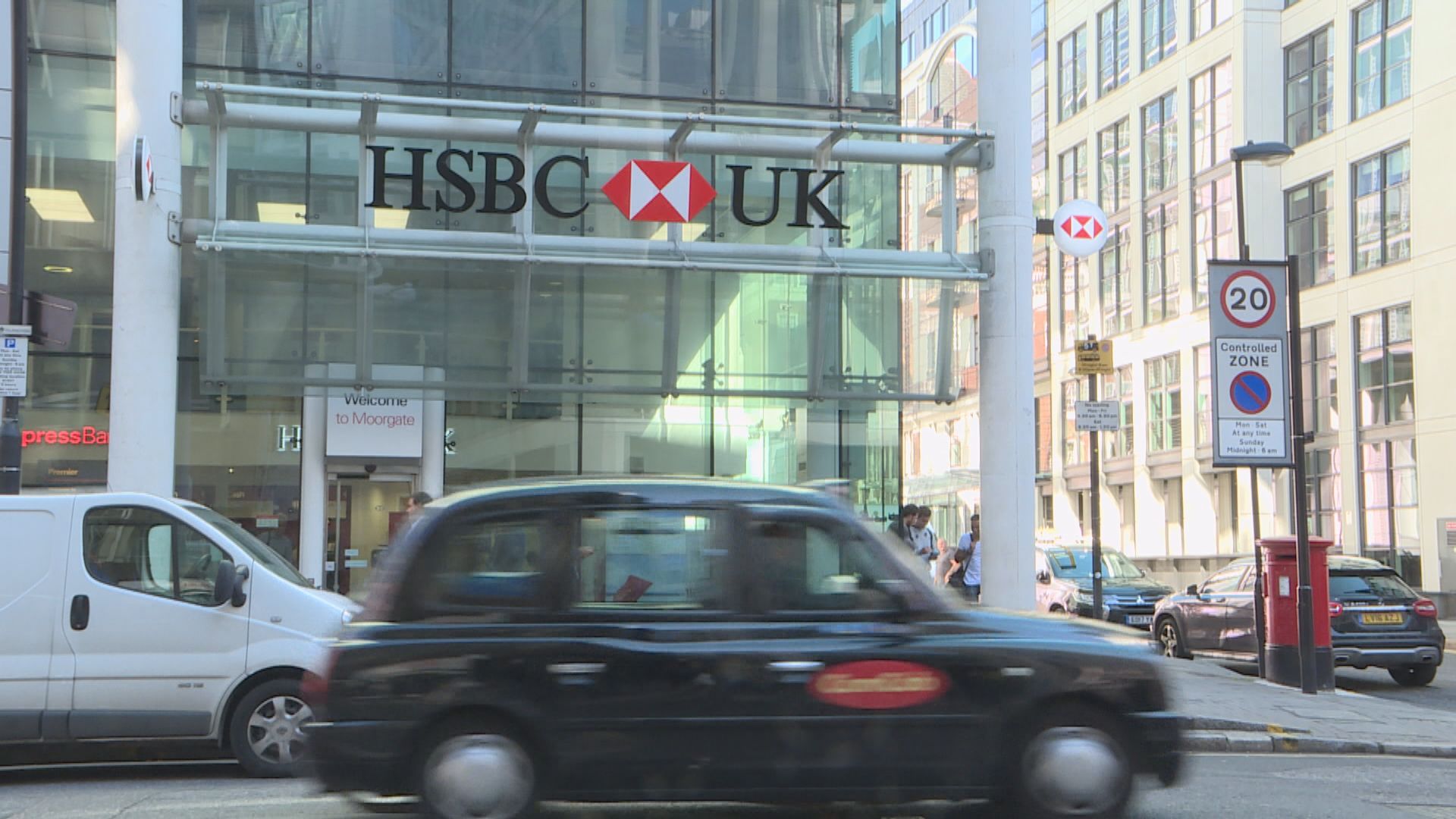 滙控計劃透過自願離職於法國裁減一成人手