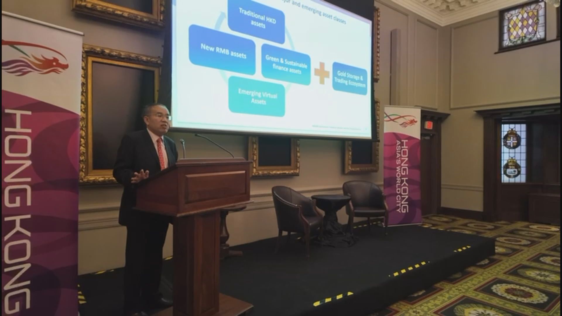 許正宇游說加拿大公司遷冊來港