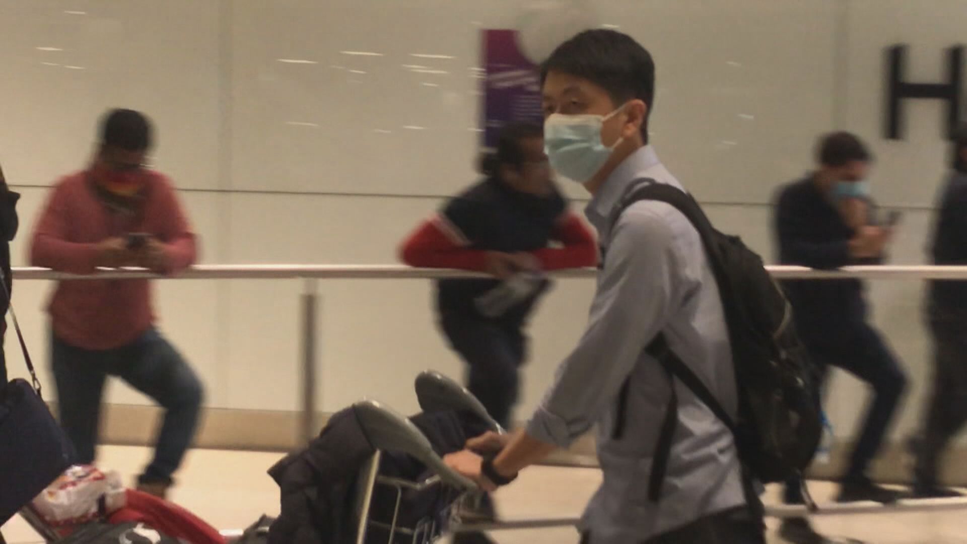 消息：警方或向許智峯發出通緝令