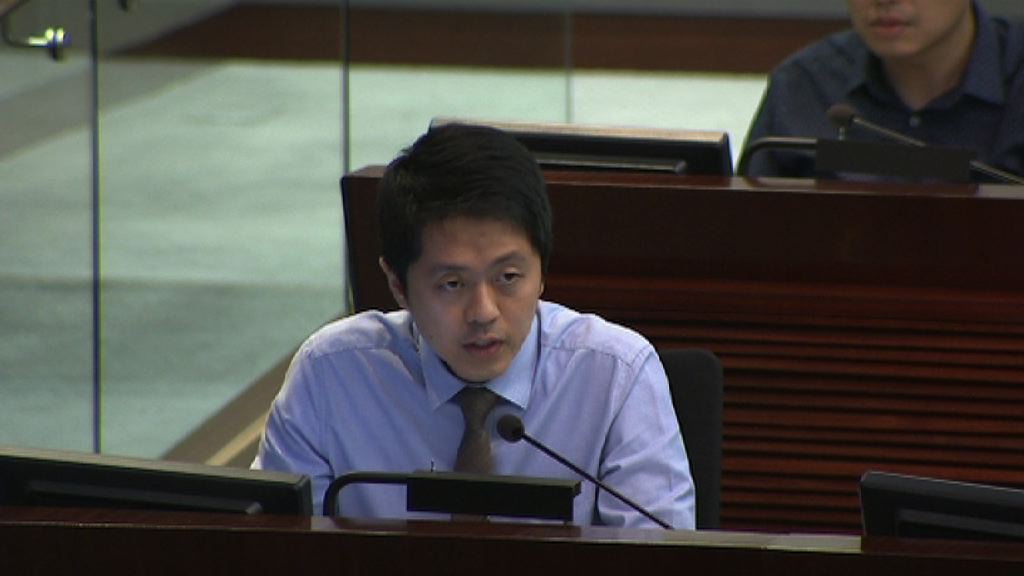 許智峯涉襲擊及不誠實取用電腦被捕