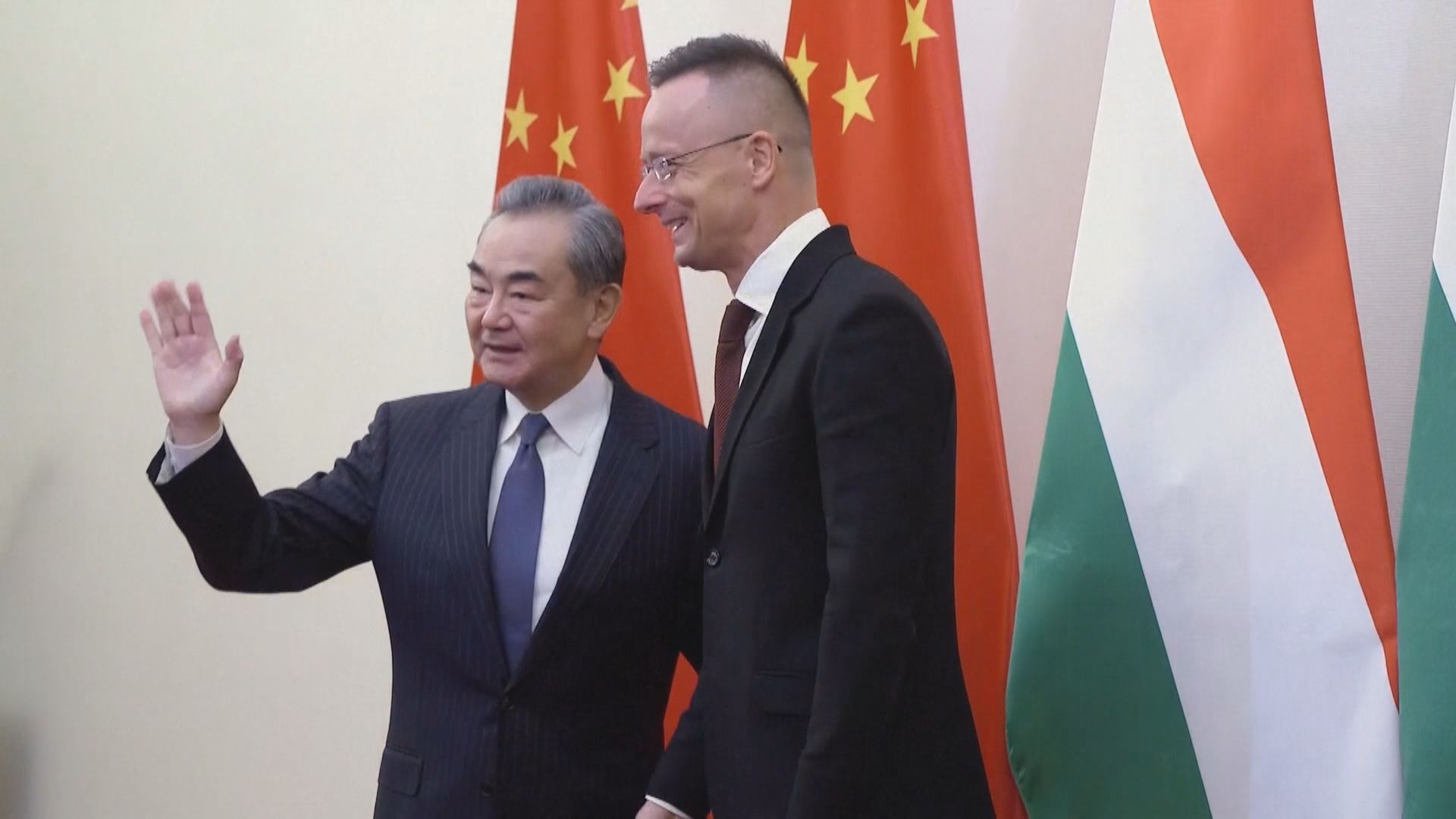 王毅到訪匈牙利與外長會談　有俄媒稱王毅已轉抵莫斯科訪問