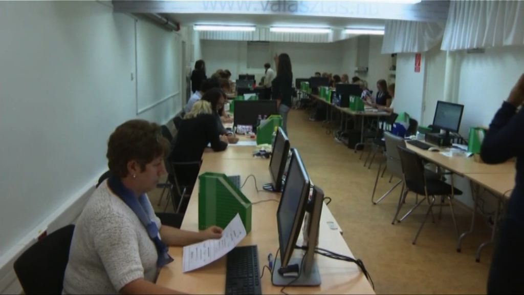 匈牙利就歐盟難民配額制公投結束