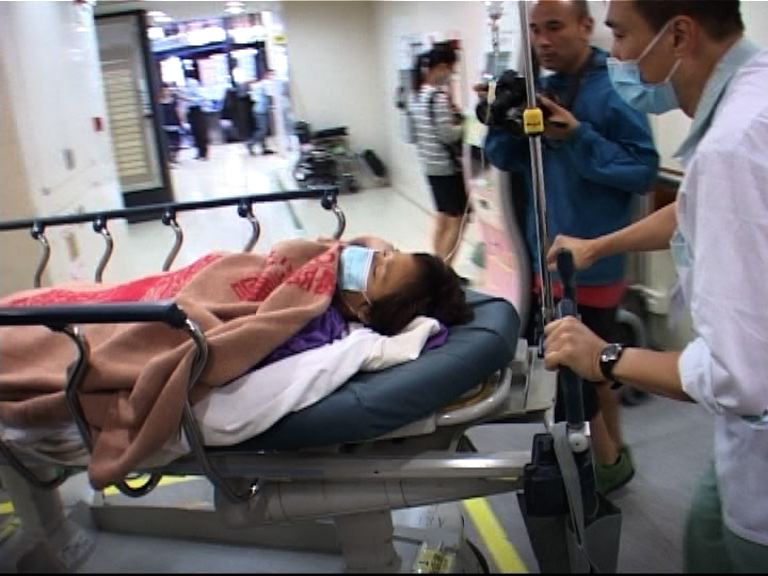 西環傷人案　三人受傷送院包括一警