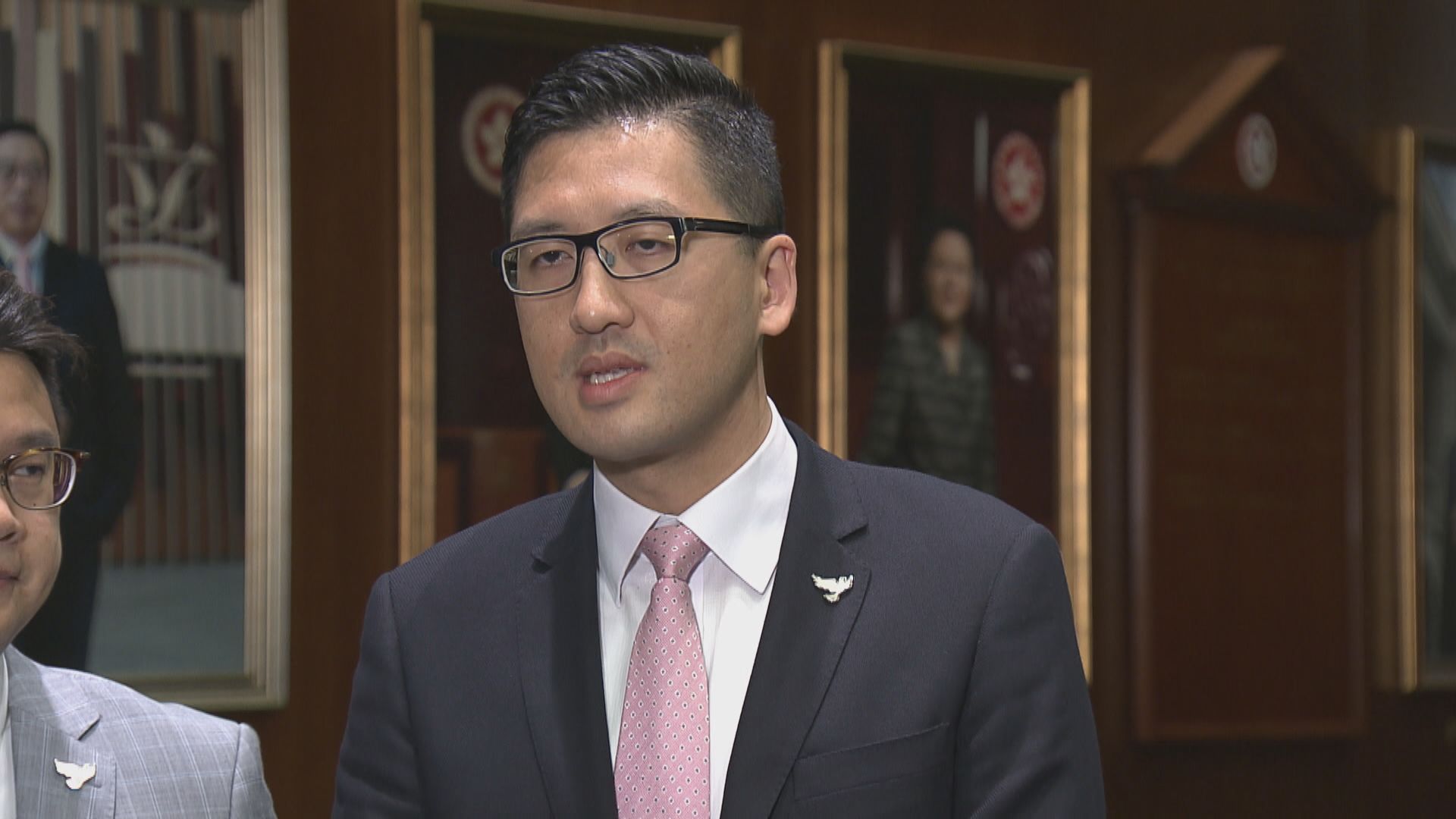 民主黨議員促廉署及律政司到立法會交代