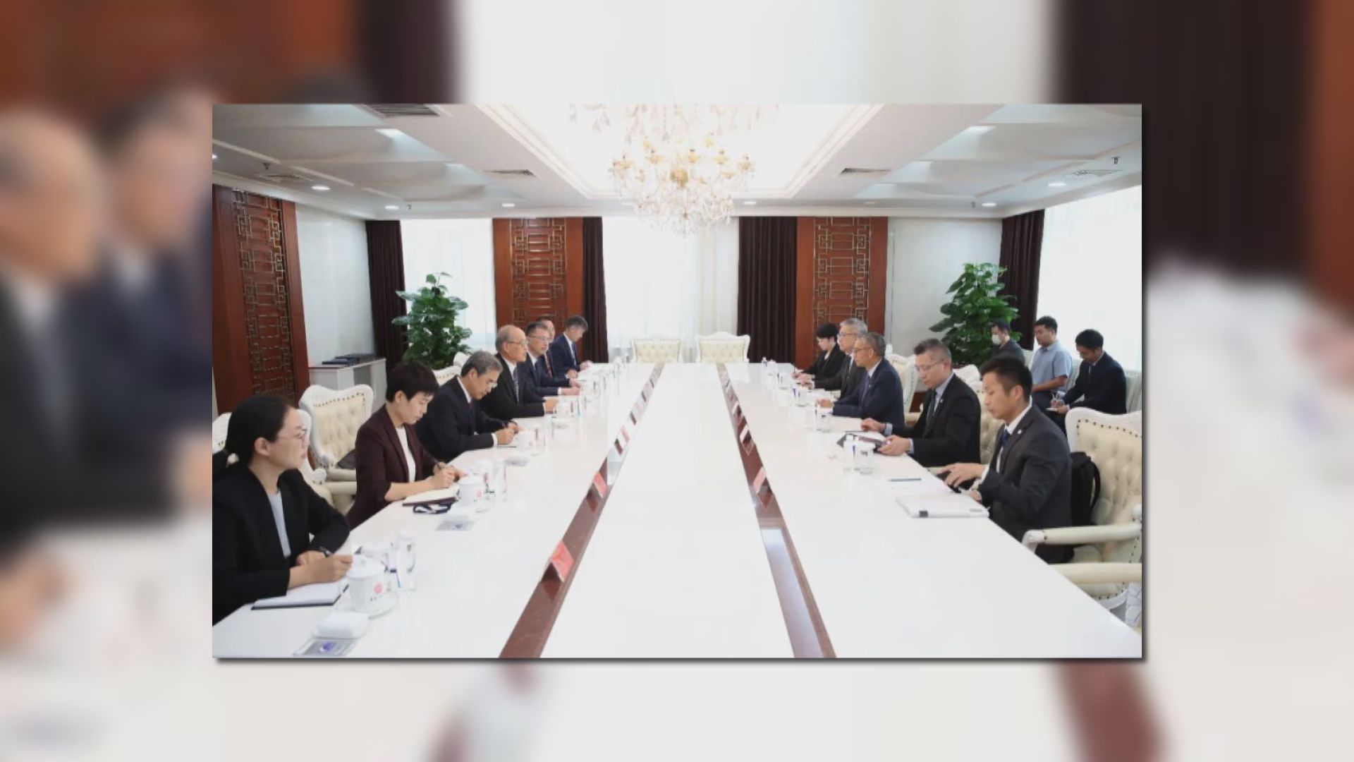 廉政專員胡英明與最高人民法院院長張軍會面