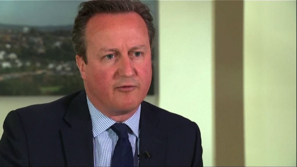 卡梅倫承認曾擁離岸基金　工黨促下台