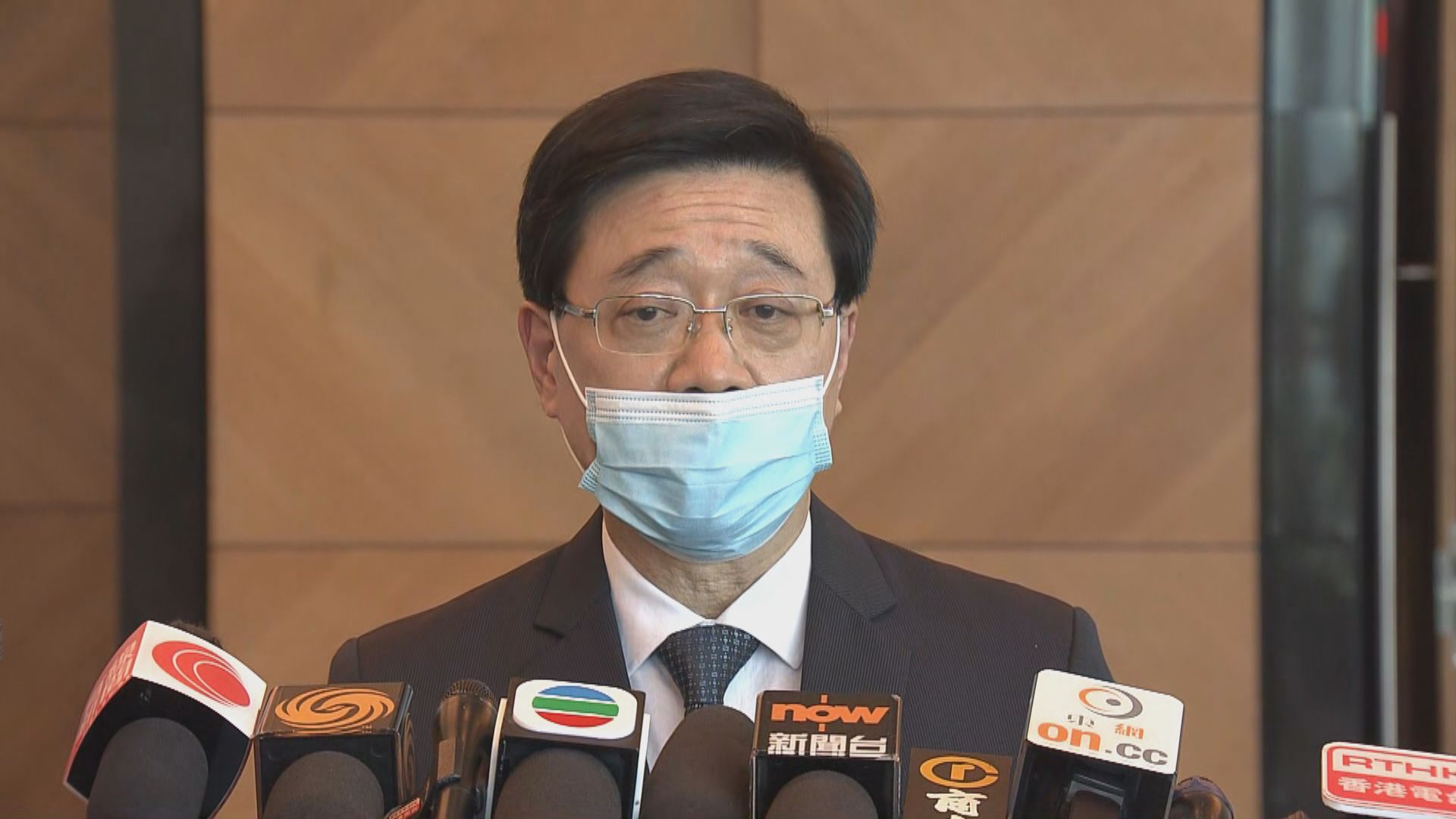 李家超：不能接受公務員涉刑事手法　規避「安心出行」