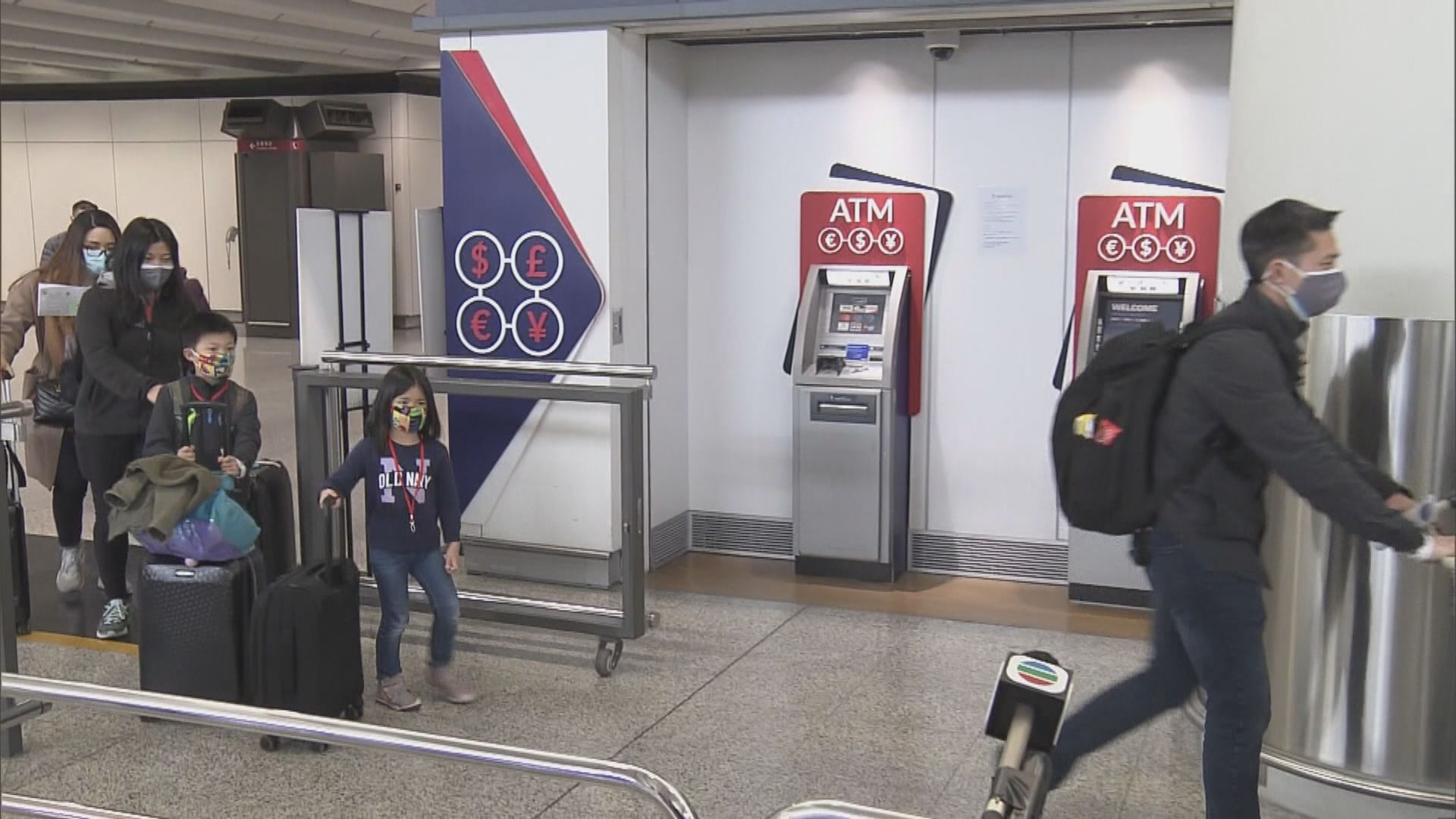 保安局：修訂入境條例不影響港人出入境自由