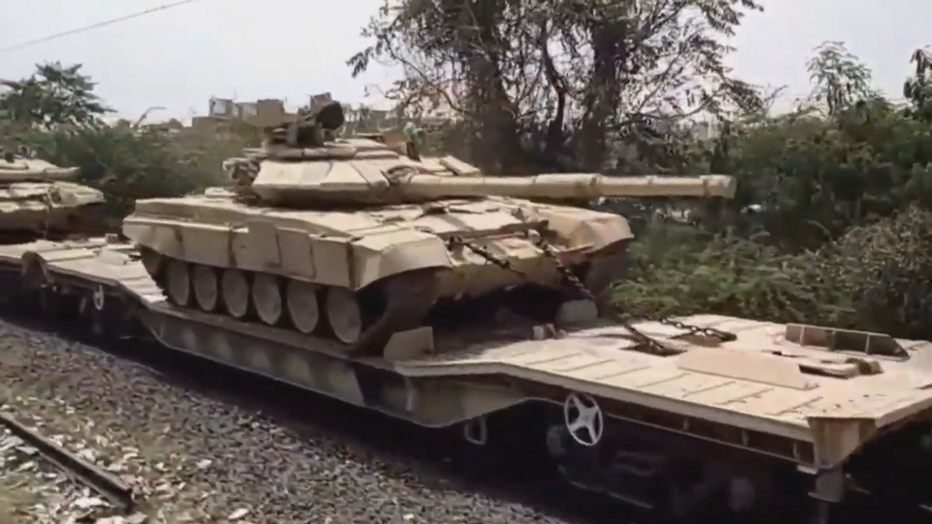 印度據指向中國邊境加派坦克