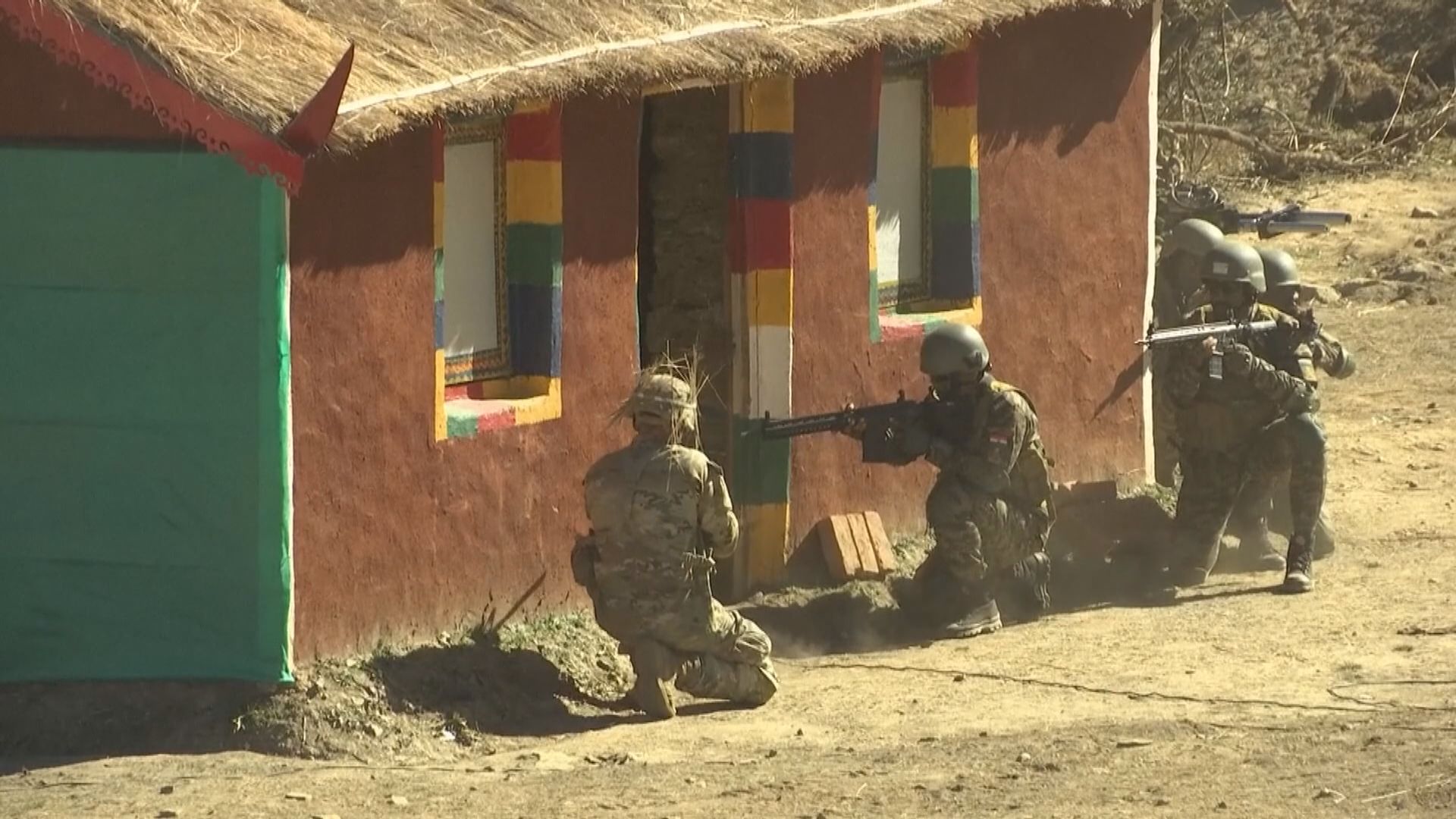 印度與美國於接近印中邊境山區進行演習