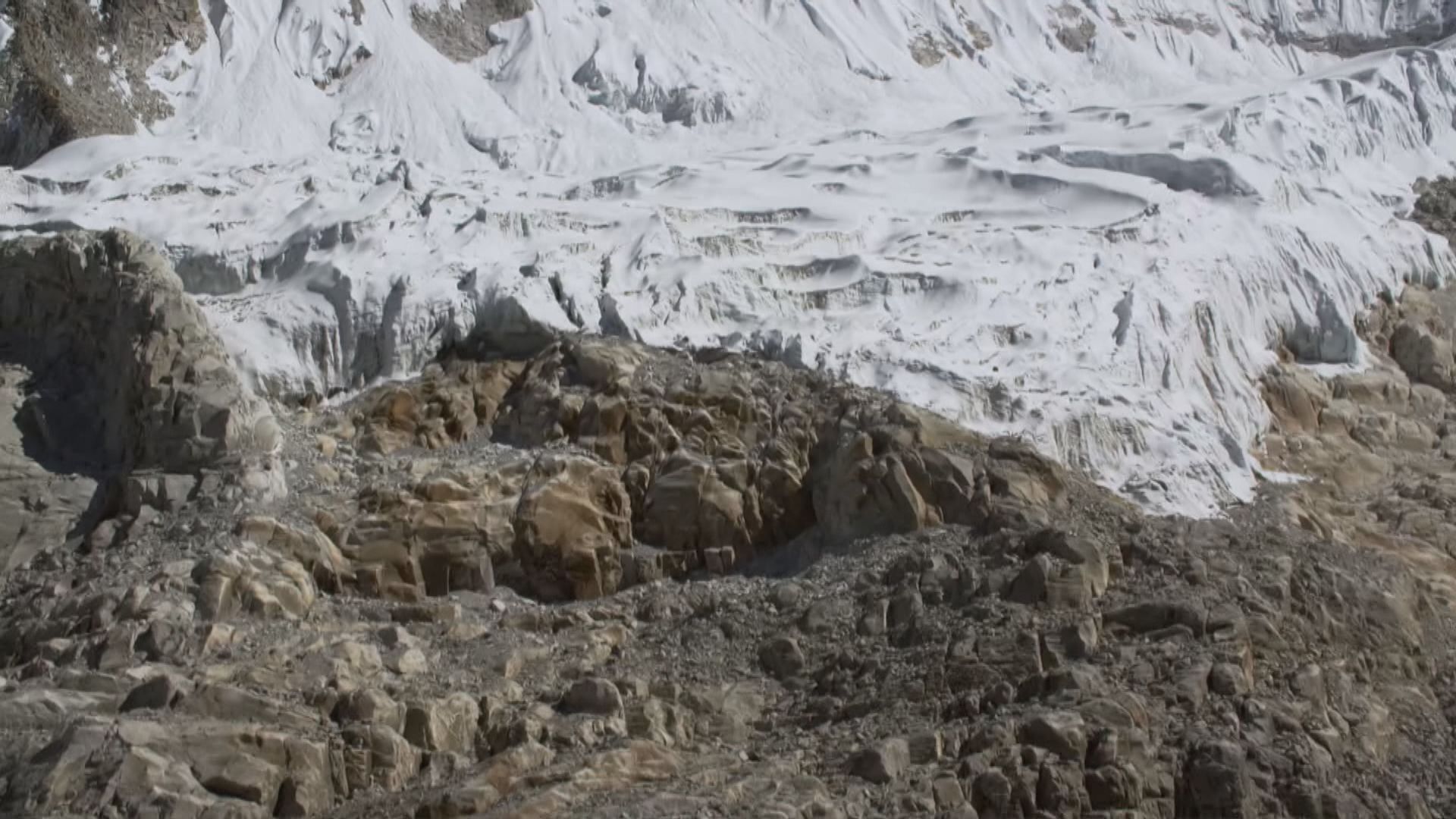 印度冰川斷裂引發洪災　專家指與全球暖化及工程有關