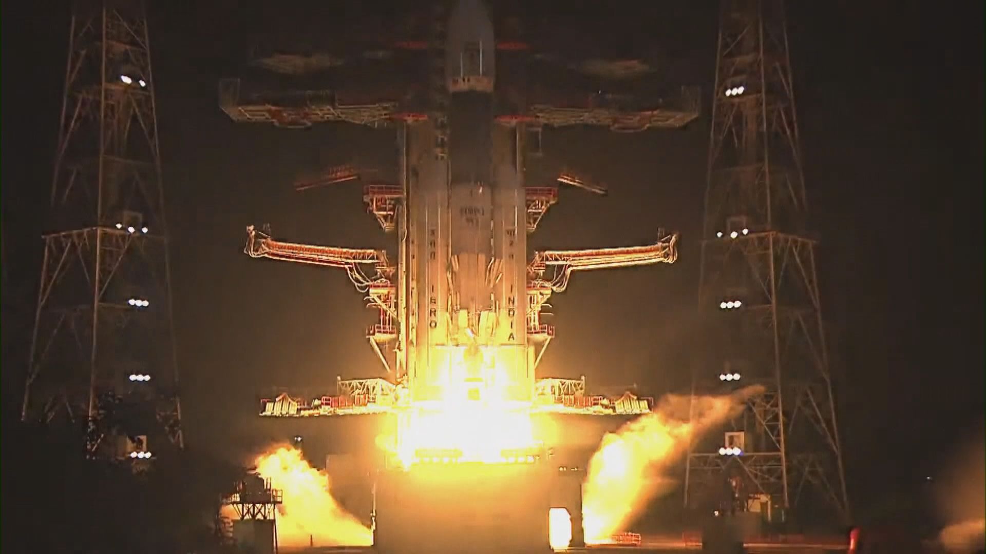 印度成功發射搭載36個衛星的火箭