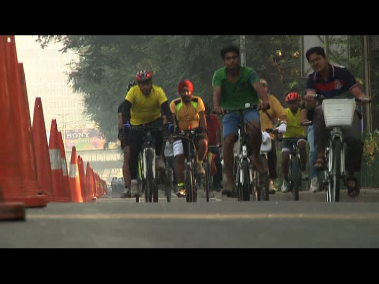 印度新德里無車日冀減空氣污染