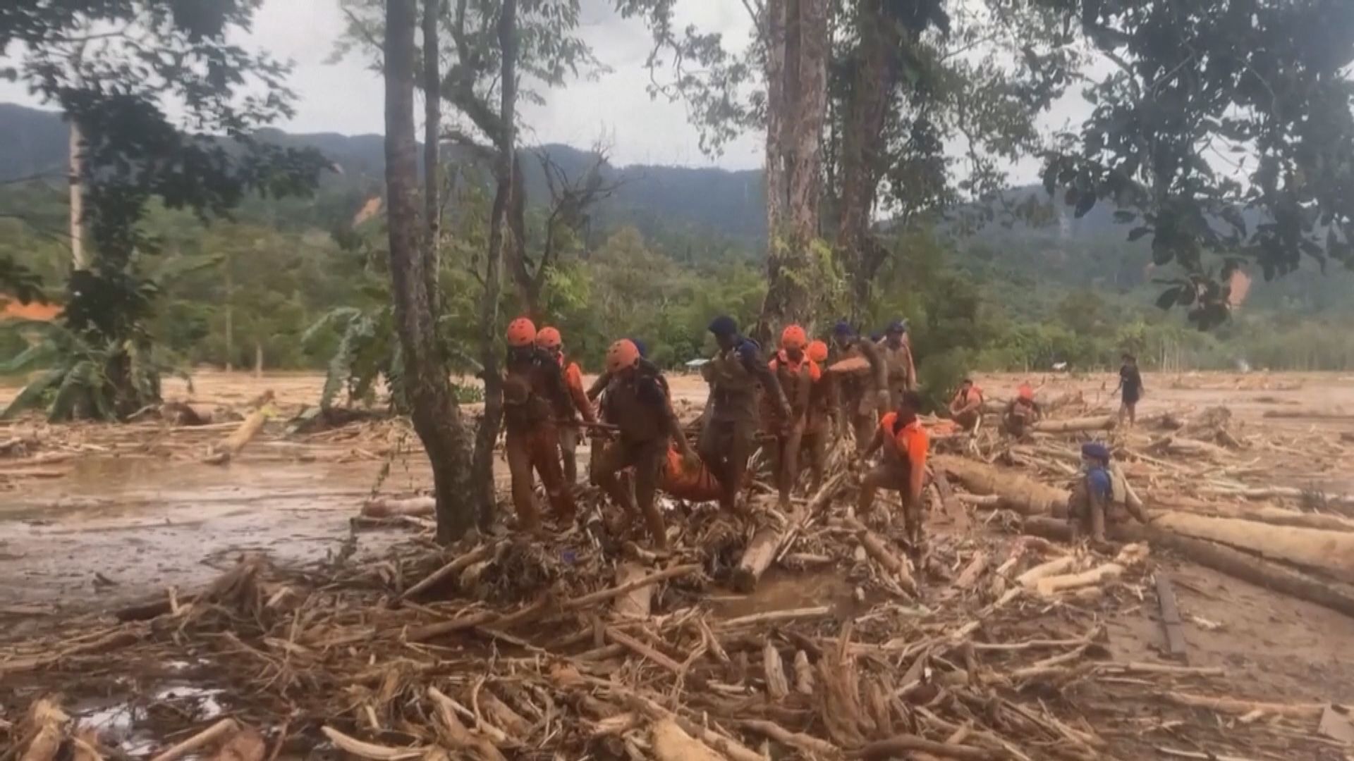印尼蘇門答臘島洪災死亡人數增至逾300人