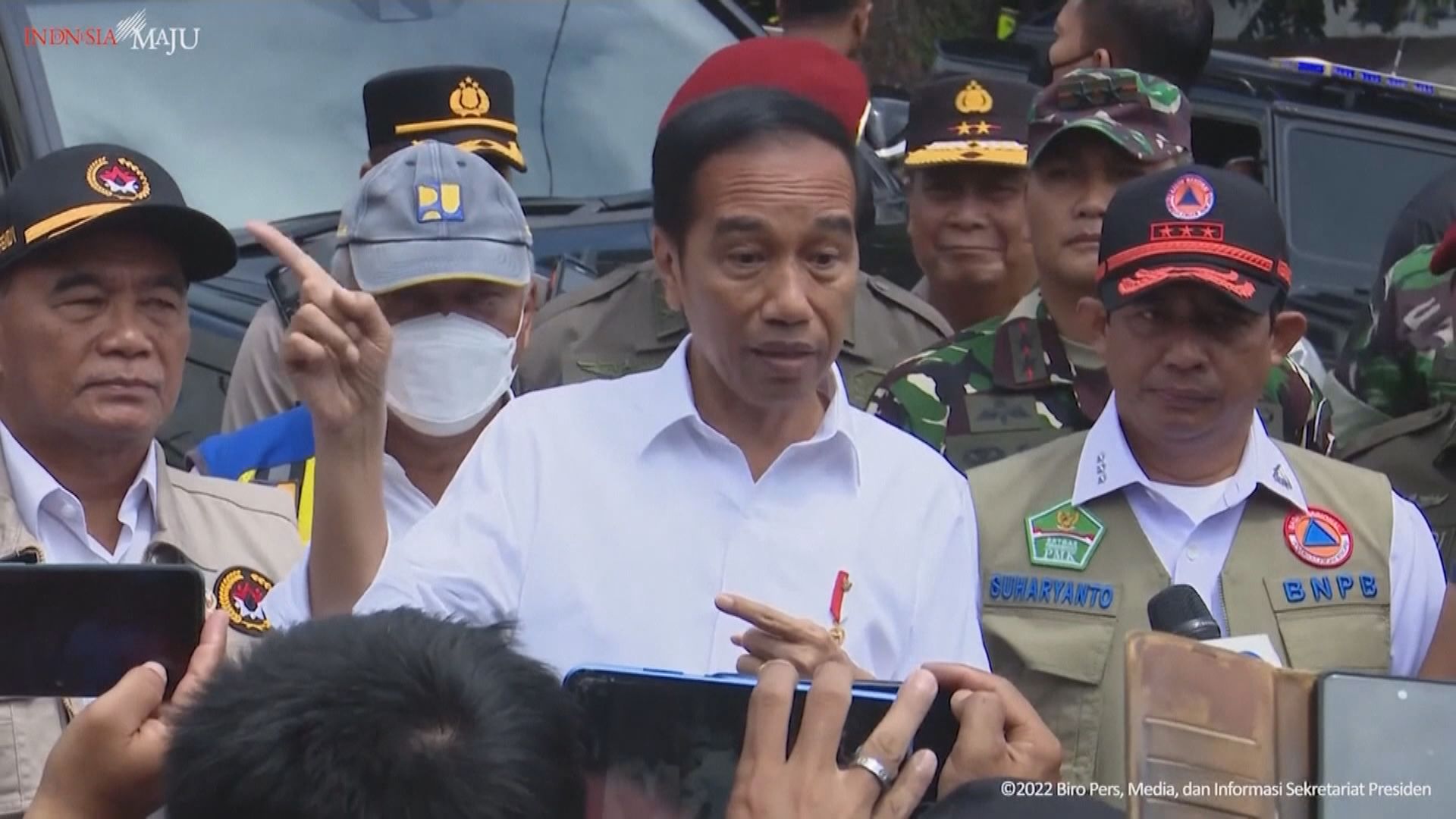 佐科維多多視察印尼西爪哇省地震災區