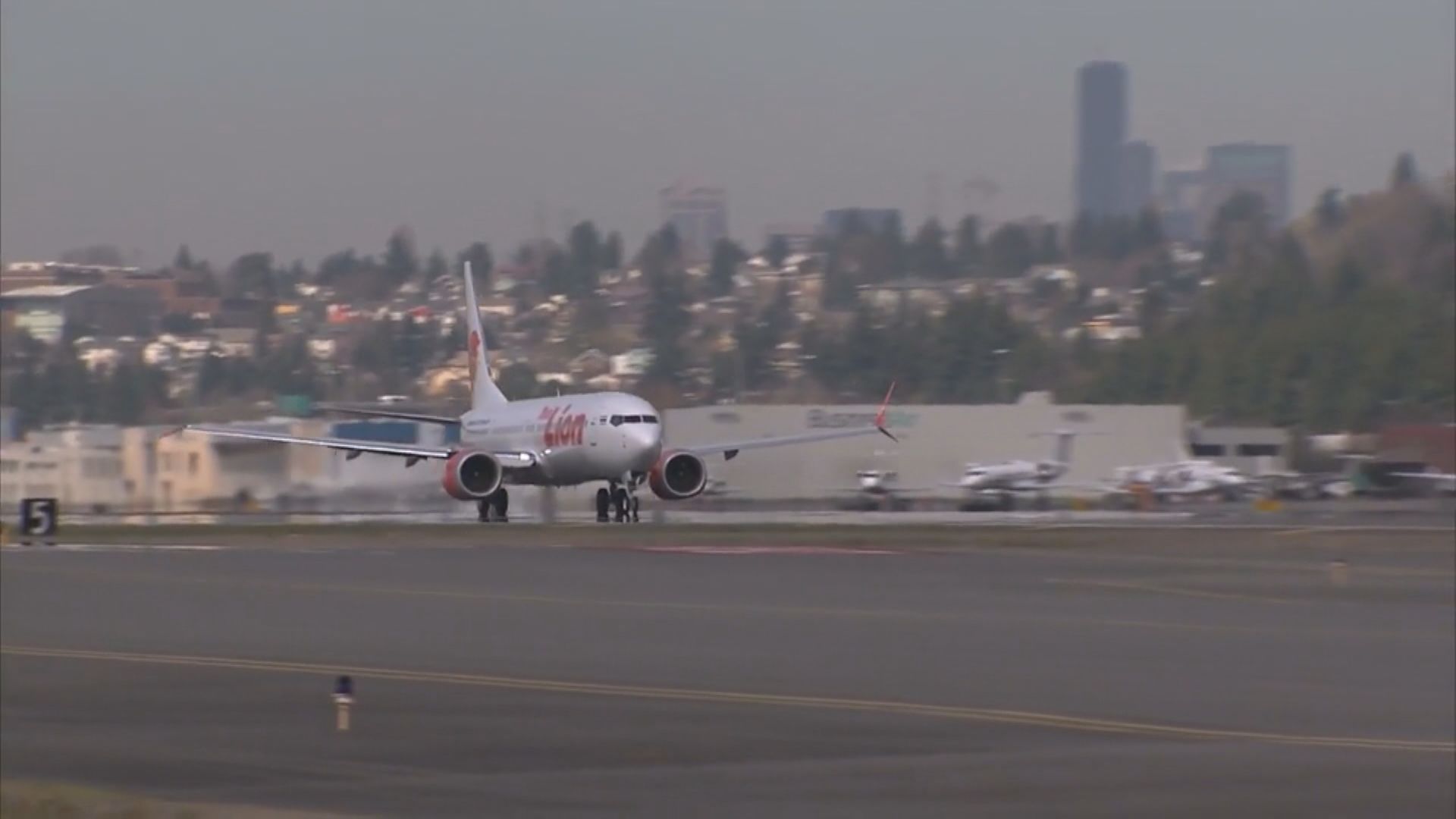 據報獅航客機出事前一天儀表讀數有問題