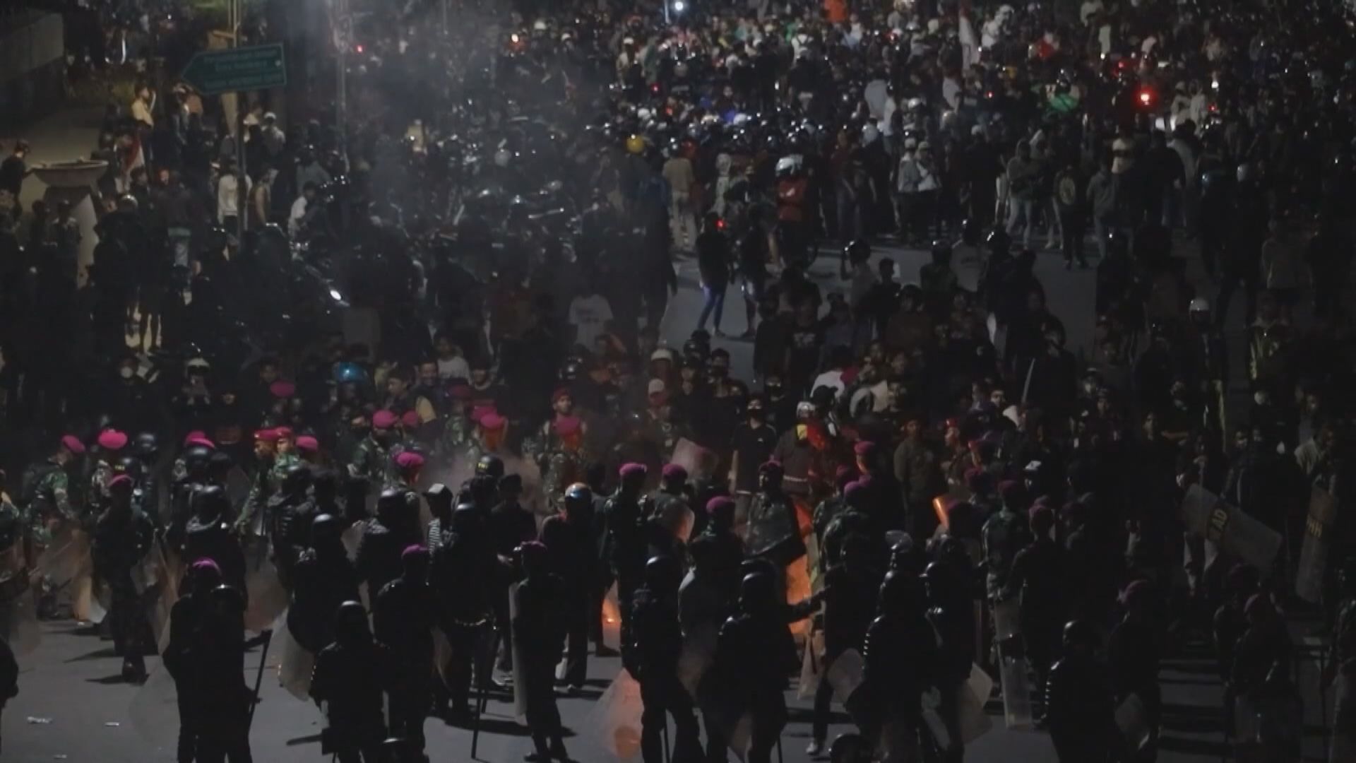 印尼示威持續擴大　要求社交媒體加強審查煽動示威內容