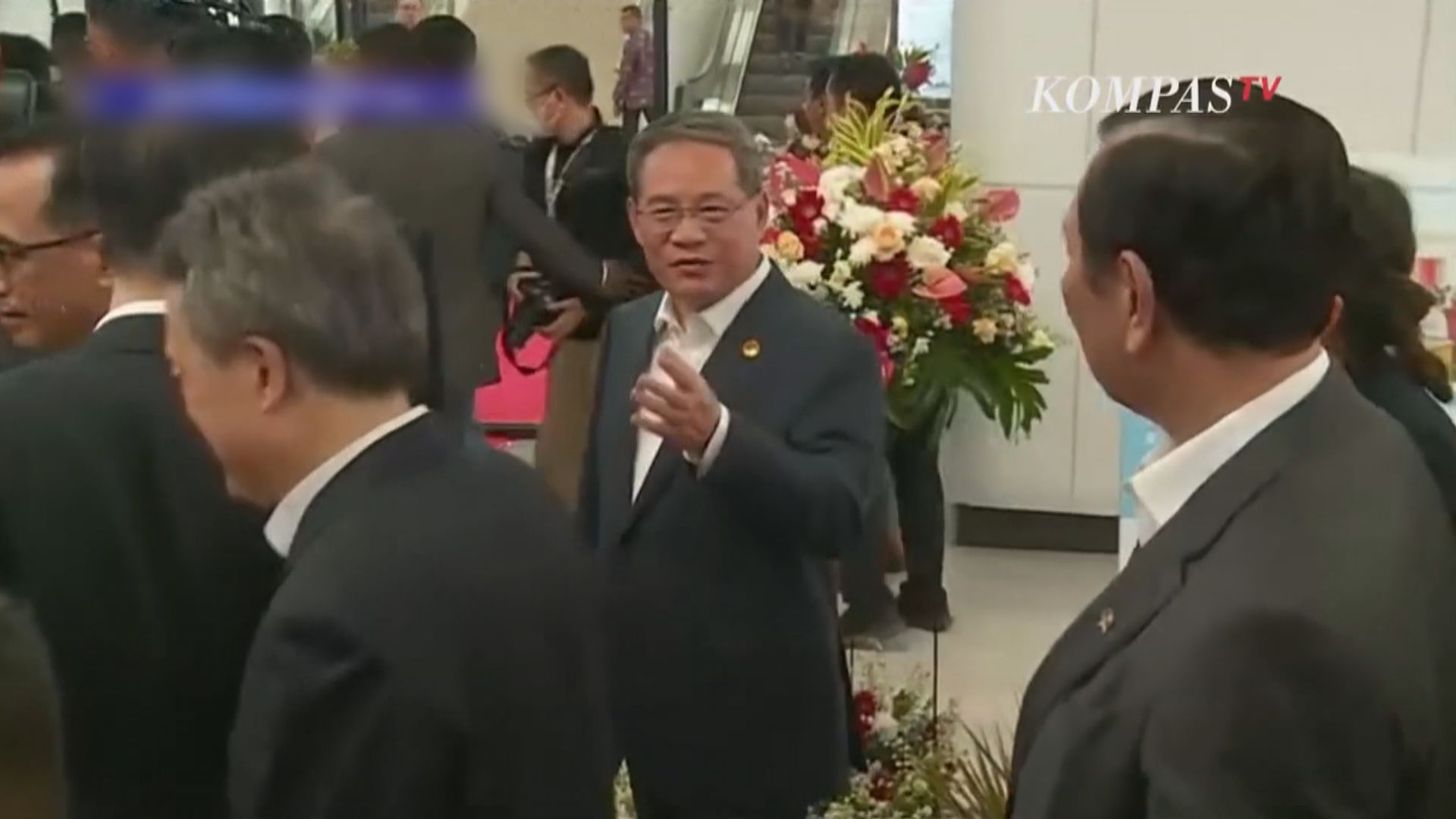 李強在印尼試坐雅萬高鐵