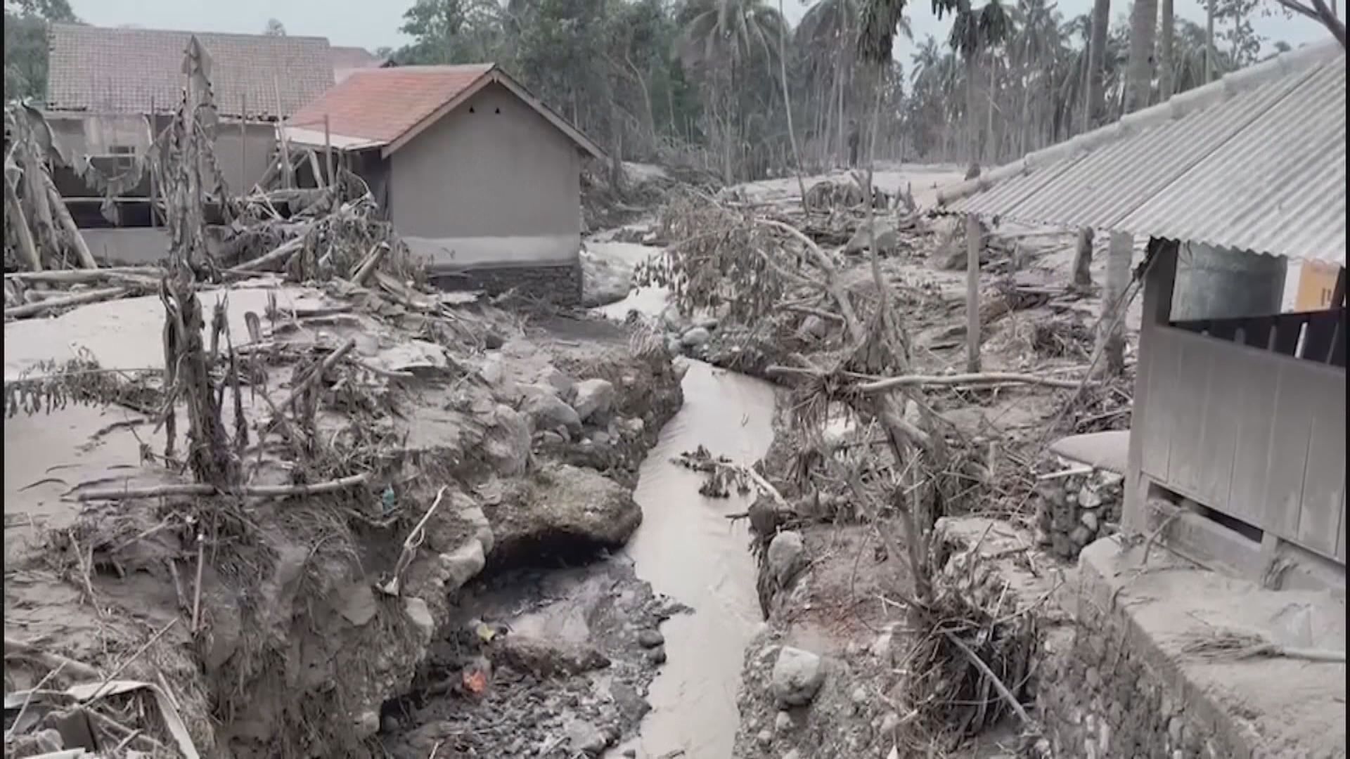印尼塞梅魯火山造成至少14死　附近一帶空氣嚴重污染