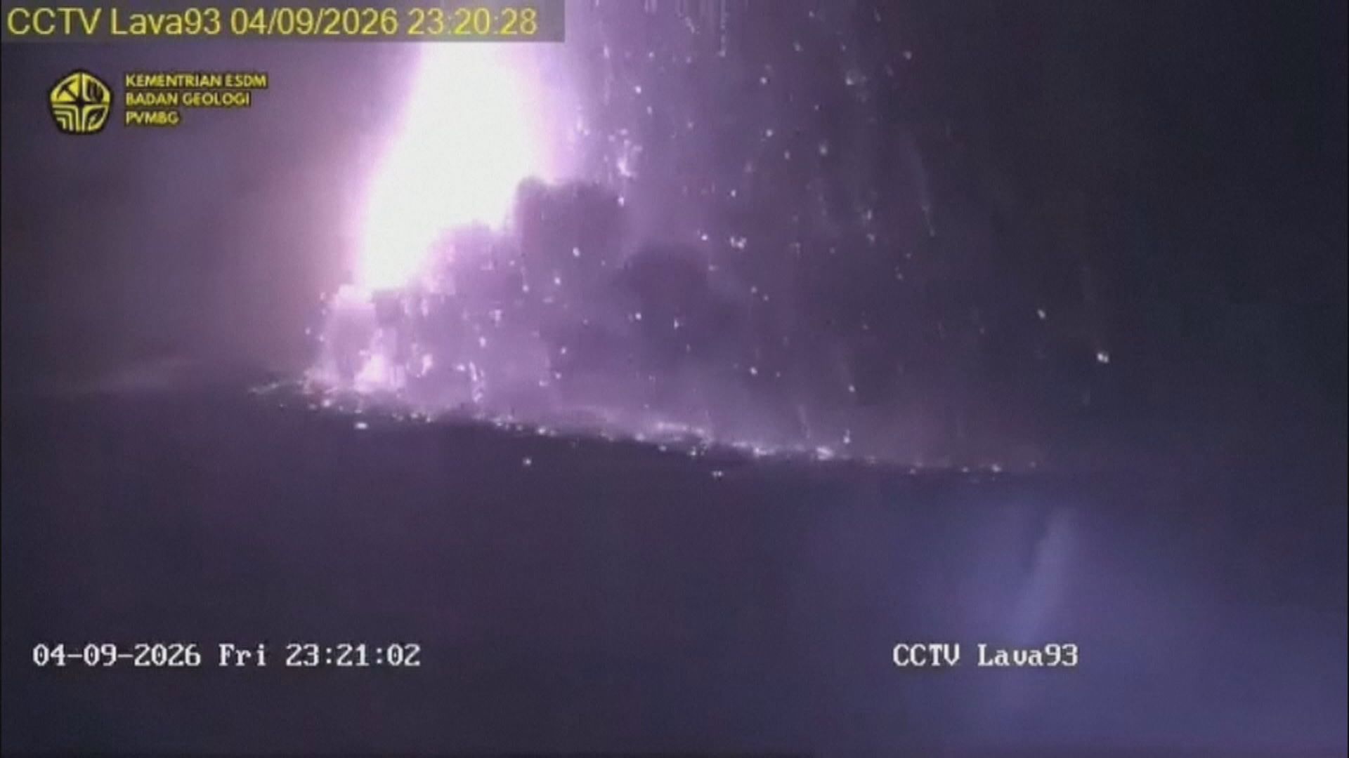 印尼喀拉喀托火山爆發　雅加達國際機場逾200班機受影響