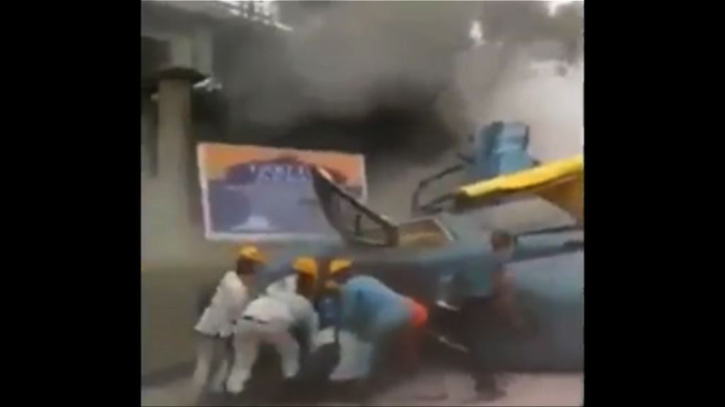 印尼載有中國人直升機墜毀一死四傷