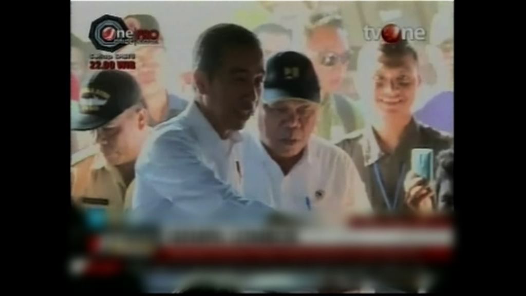 印尼總統佐科維多多探望地震災民