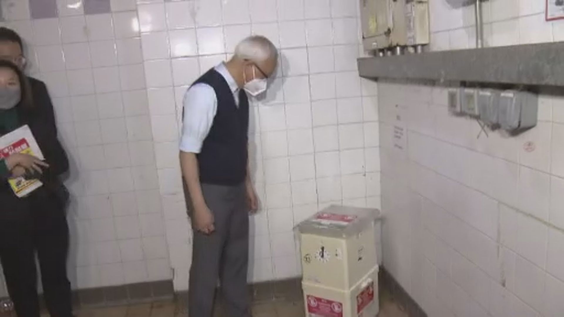 政府展開全港滅鼠行動到街市視察相關工作