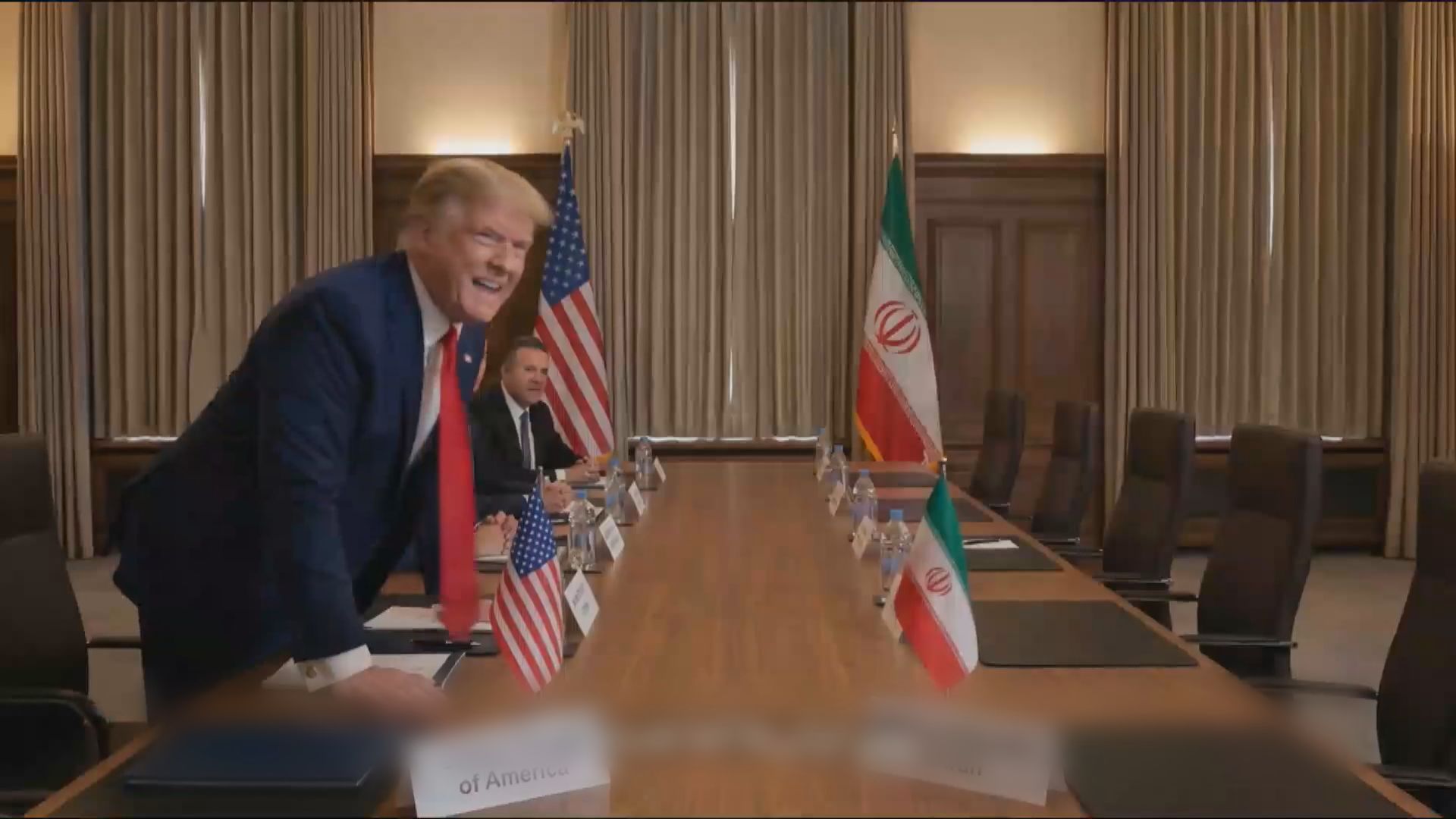 美以伊戰爭｜伊朗再發AI片段嘲諷特朗普　與伊朗談判對空櫈自說自話