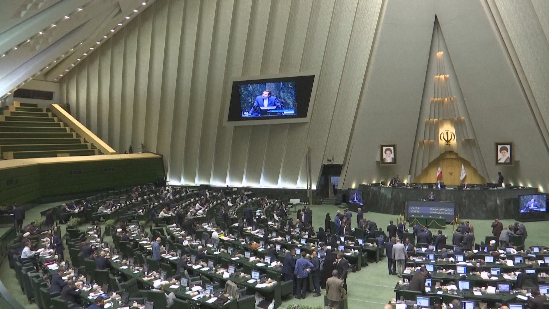 伊朗國會通過彈劾工業部長