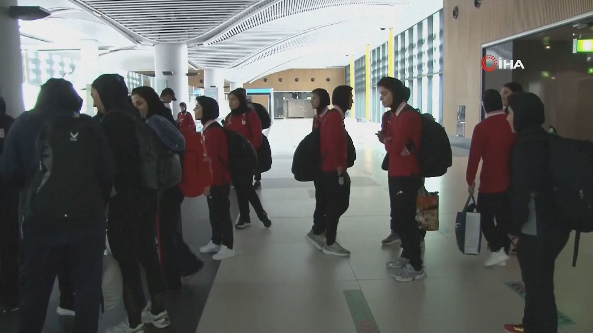 伊朗女足抵土耳其經陸路返回伊朗