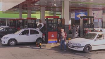 伊朗全國近七成加油站故障 石油部長指責以色列和美國發動網絡攻擊