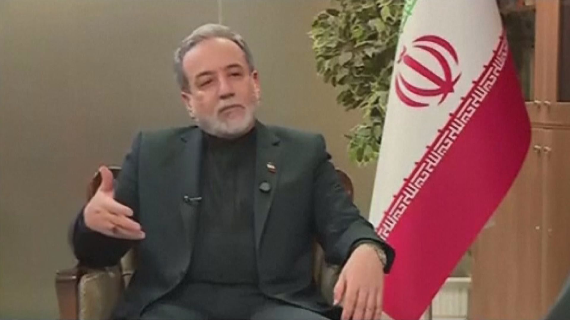 美以伊戰爭｜伊朗外長稱正審視美國停火提議　不等於與美談判