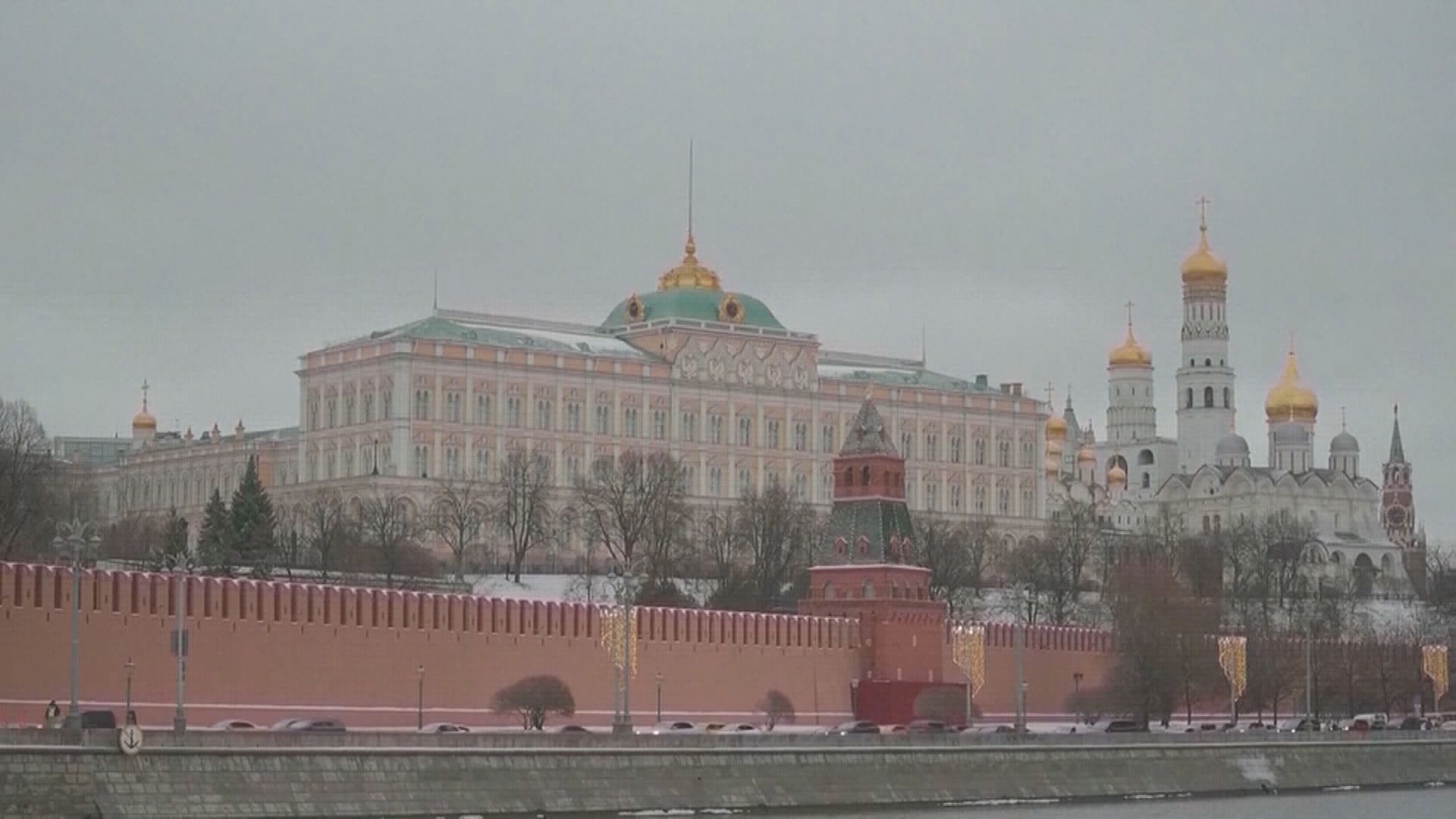 普京準備重新考慮接收伊朗濃縮鈾