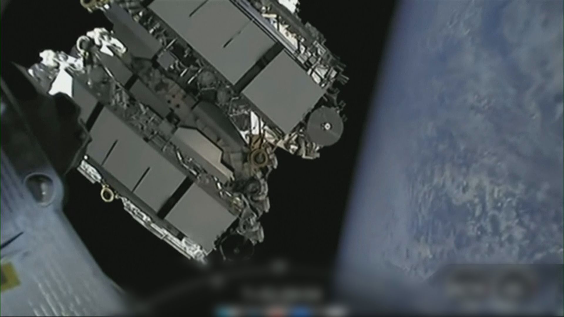 報道指白宮與馬斯克商討為伊朗提供星鏈服務