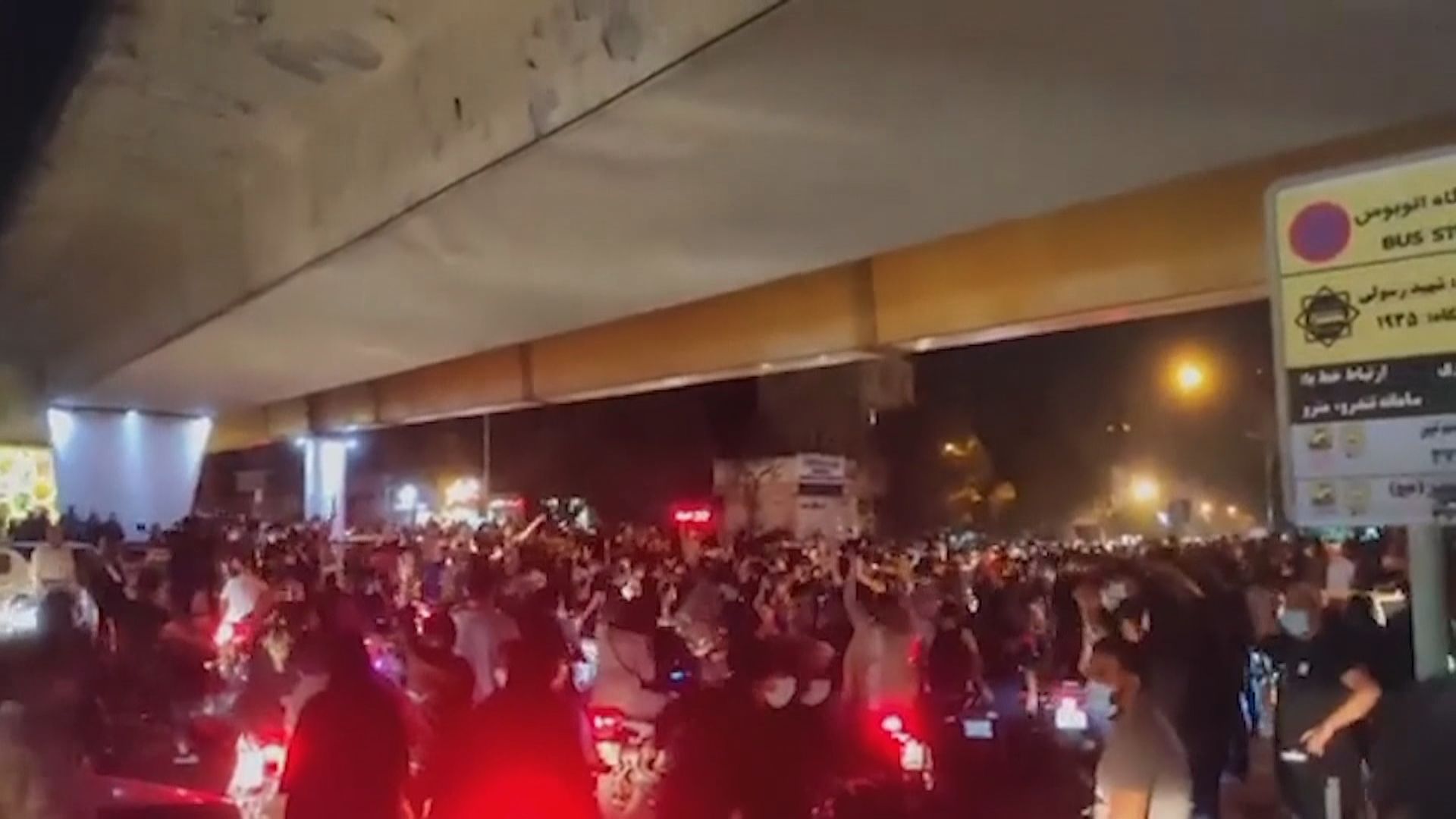 伊朗指會就國內示威向美國採取法律行動