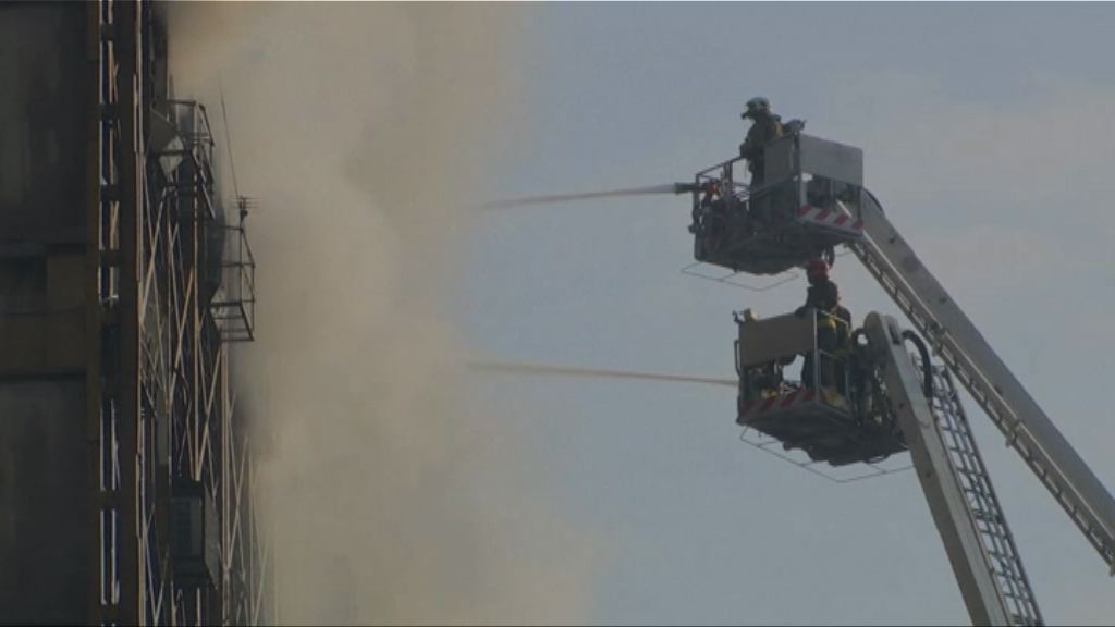 伊朗大廈起火倒塌　最少30死75傷