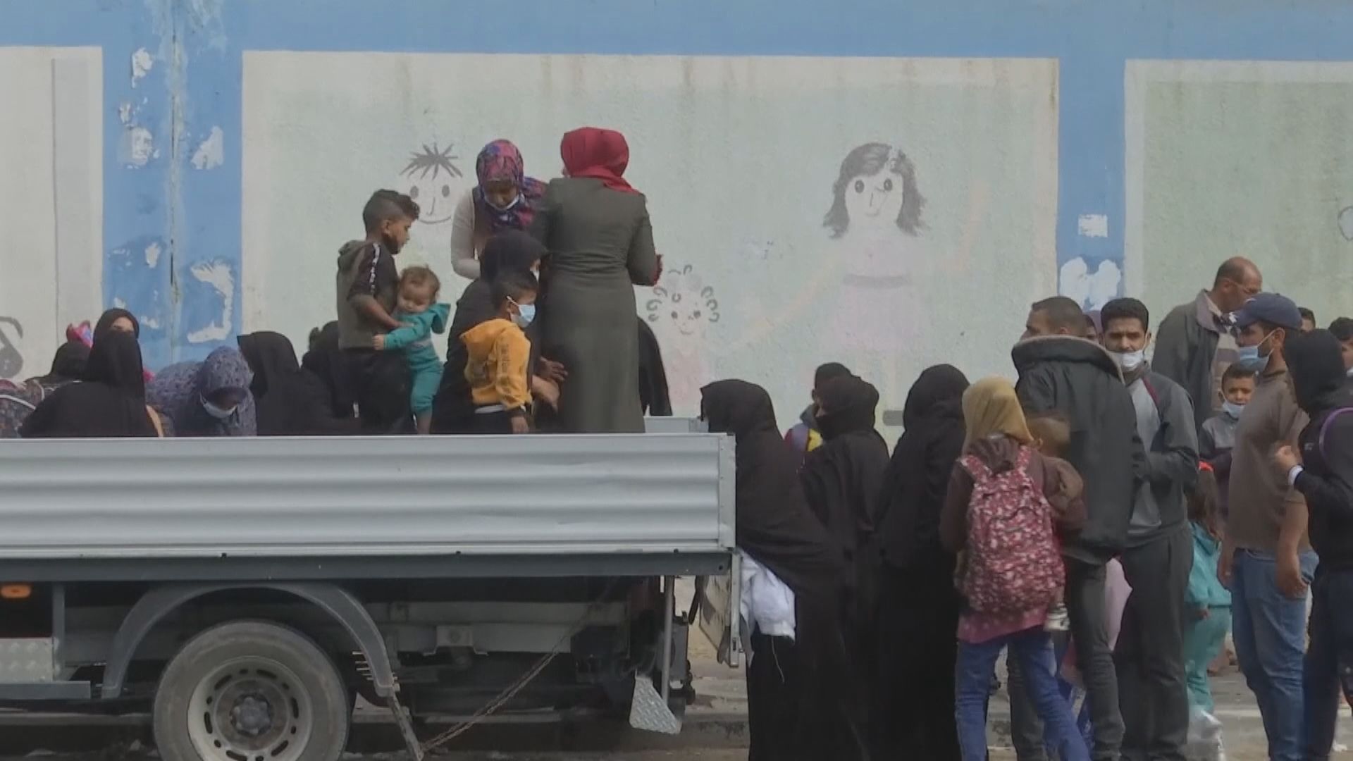 以色列續攻擊加沙地區　大批居民逃離家園