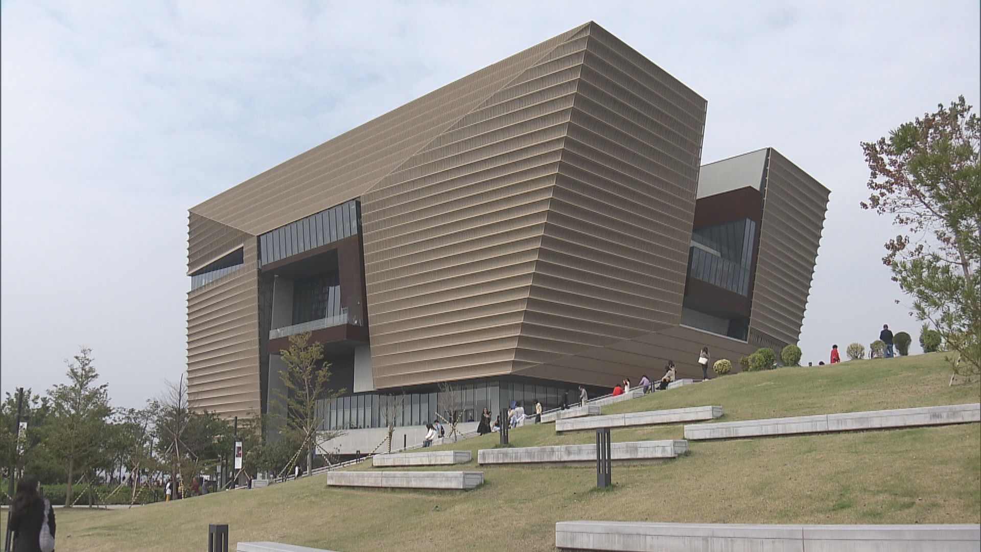 香港故宮博物館去年100萬人次入場　較前年少約20萬