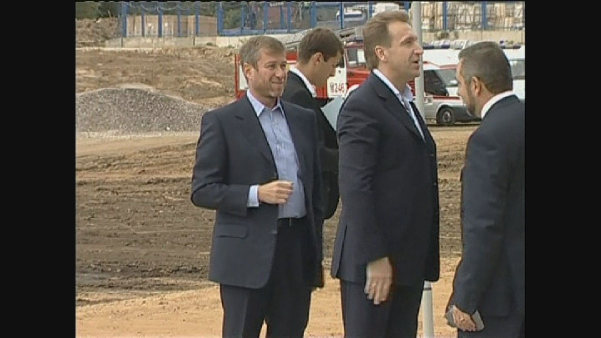 艾巴莫域治被揭向支持猶太殖民組織捐巨款