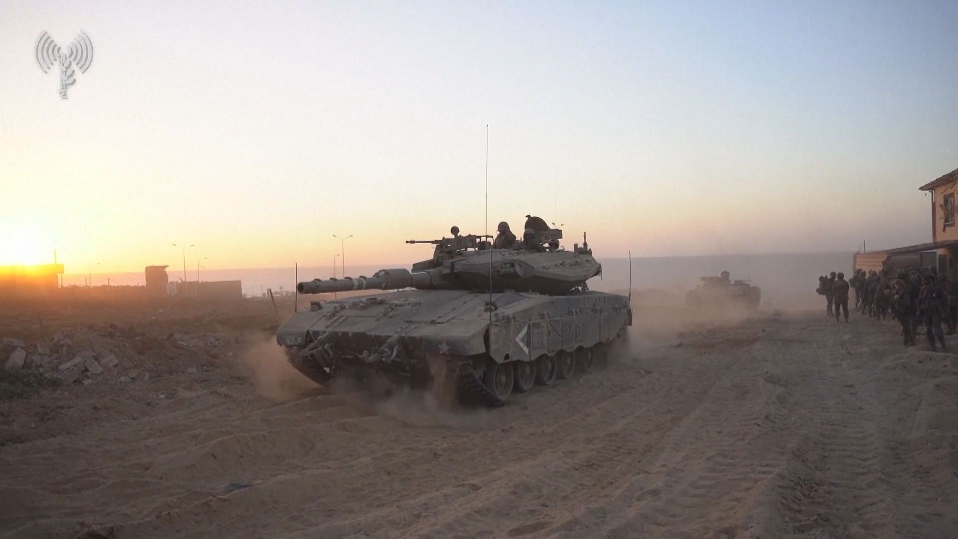 以軍被指包圍加沙最大醫院 以色列否認圍攻醫院