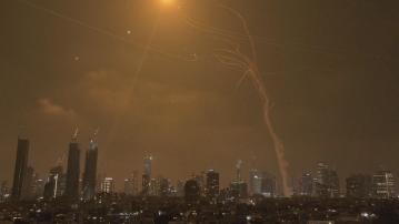 以色列和伊朗繼續互相攻擊　德黑蘭據報有住宅遇襲釀幾十死