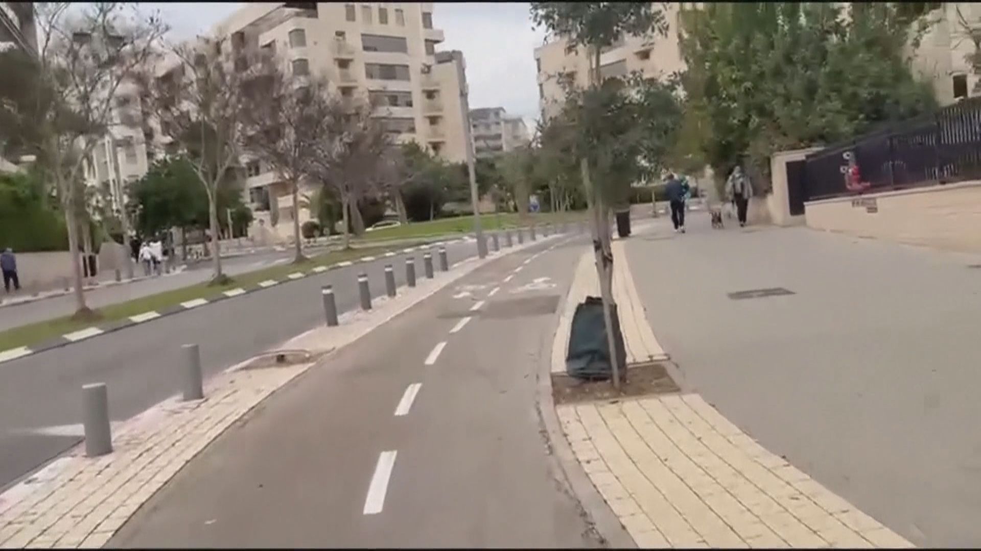 美以襲伊朗｜伊朗報復以色列　發射數十枚導彈及以無人機襲擊