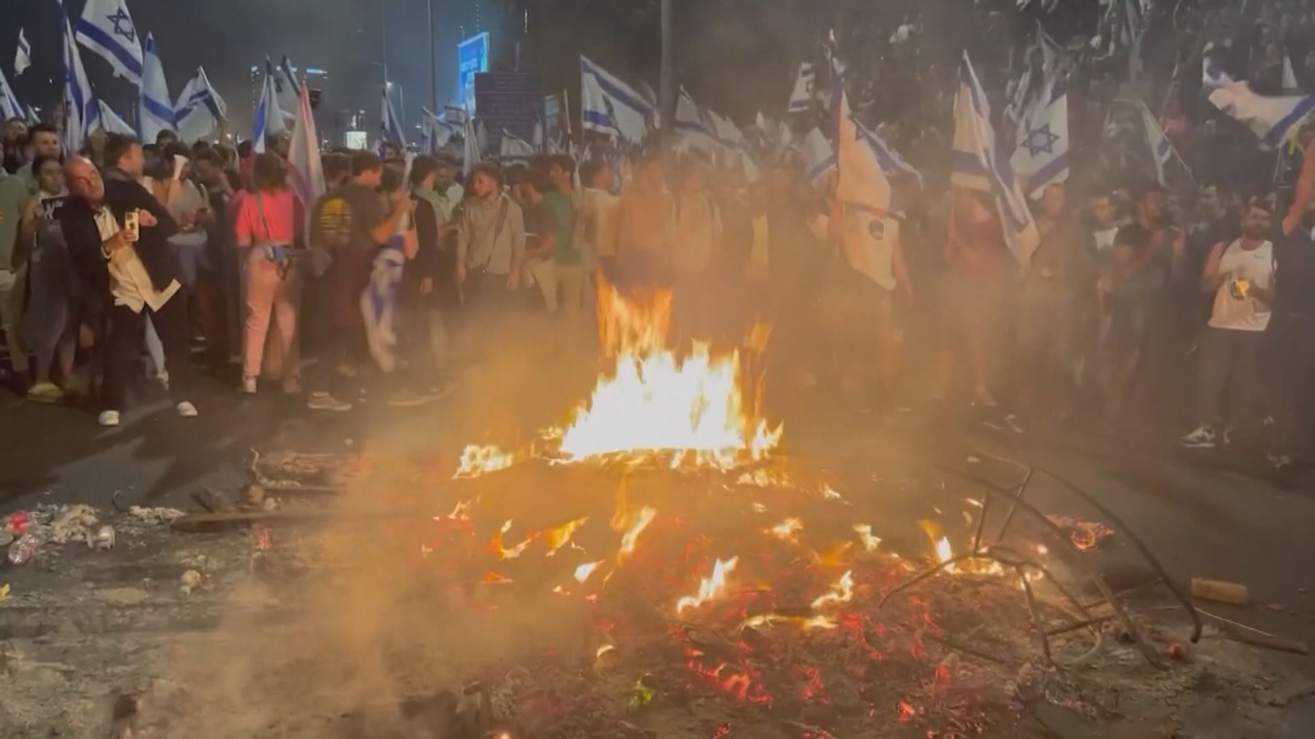 以色列國防部長公開反對司法改革後突遭革職