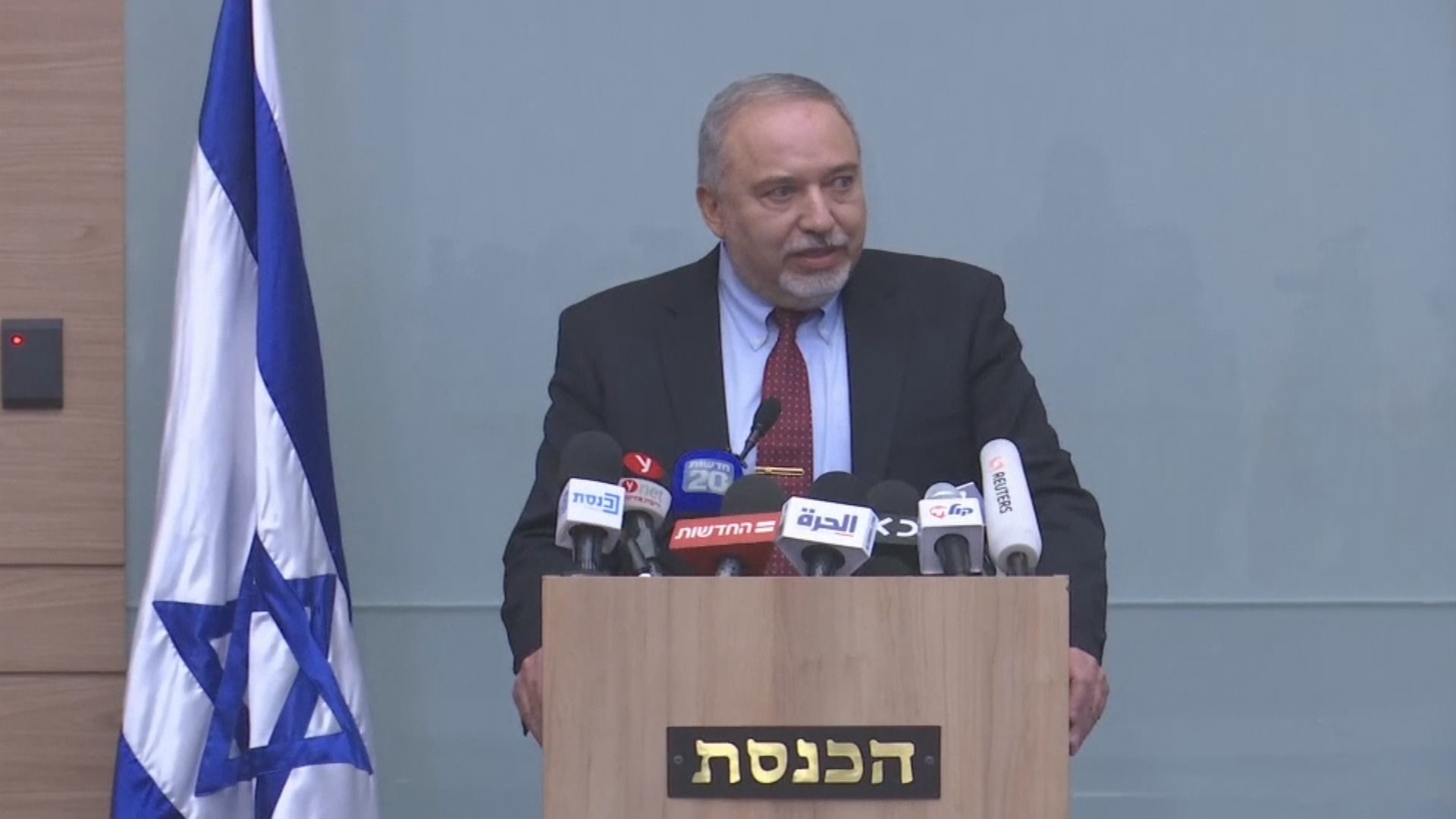 以色列防長辭職並要求提前大選