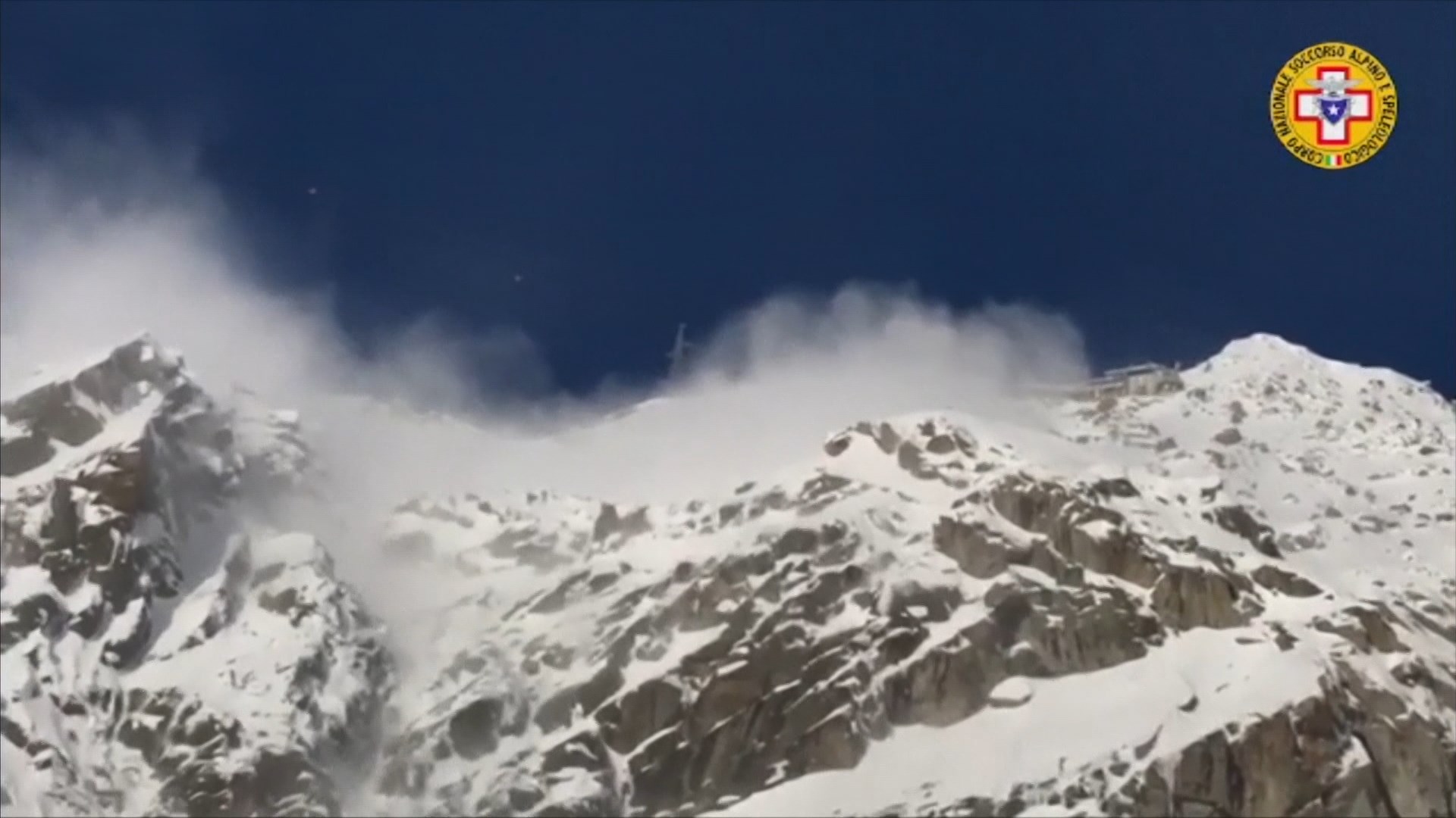 意大利阿爾卑斯山雪崩兩人死亡