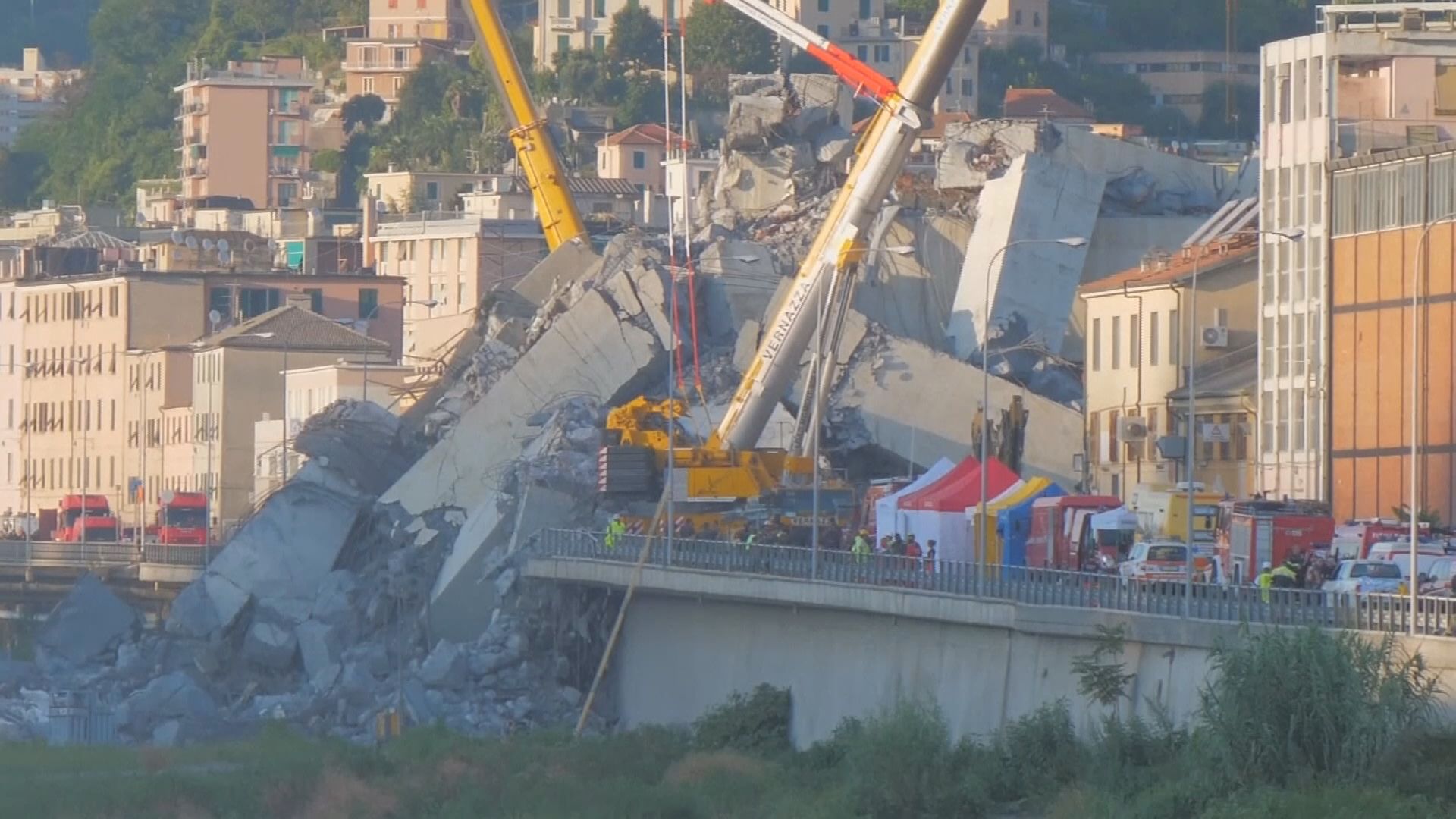 意大利大橋倒塌　當局撤走逾六百人