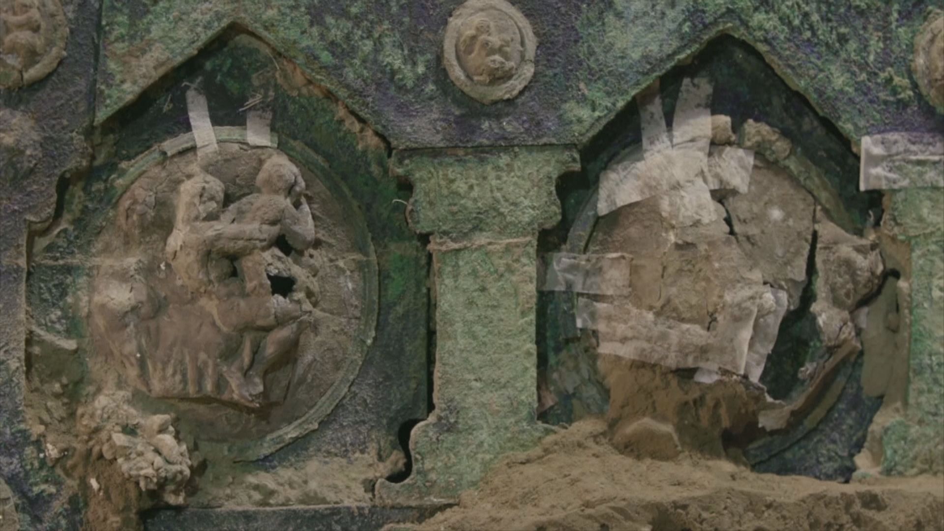 意大利龐貝古城挖出古羅馬四輪戰車