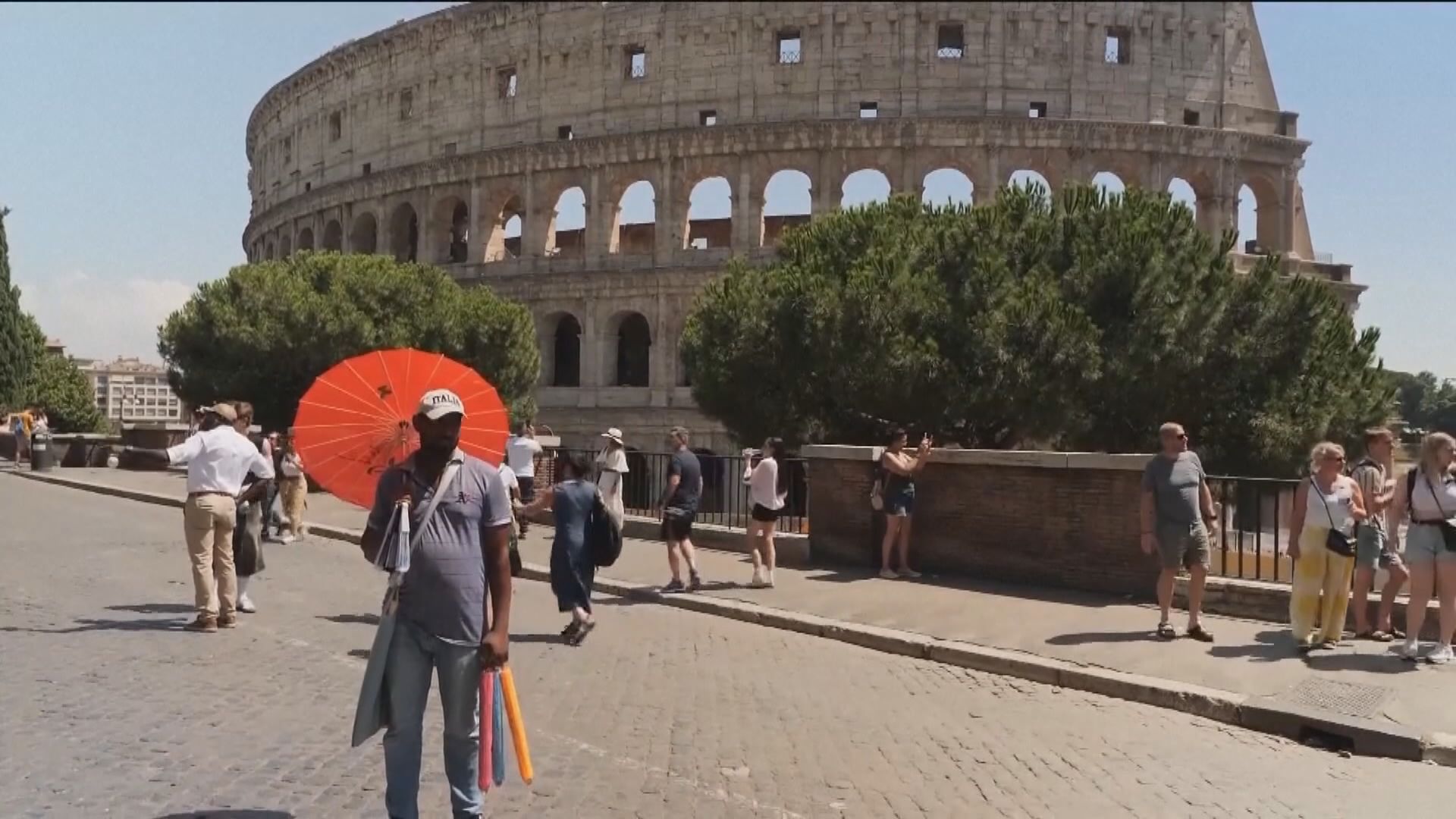 意大利十多個城市發布炎熱紅色警報