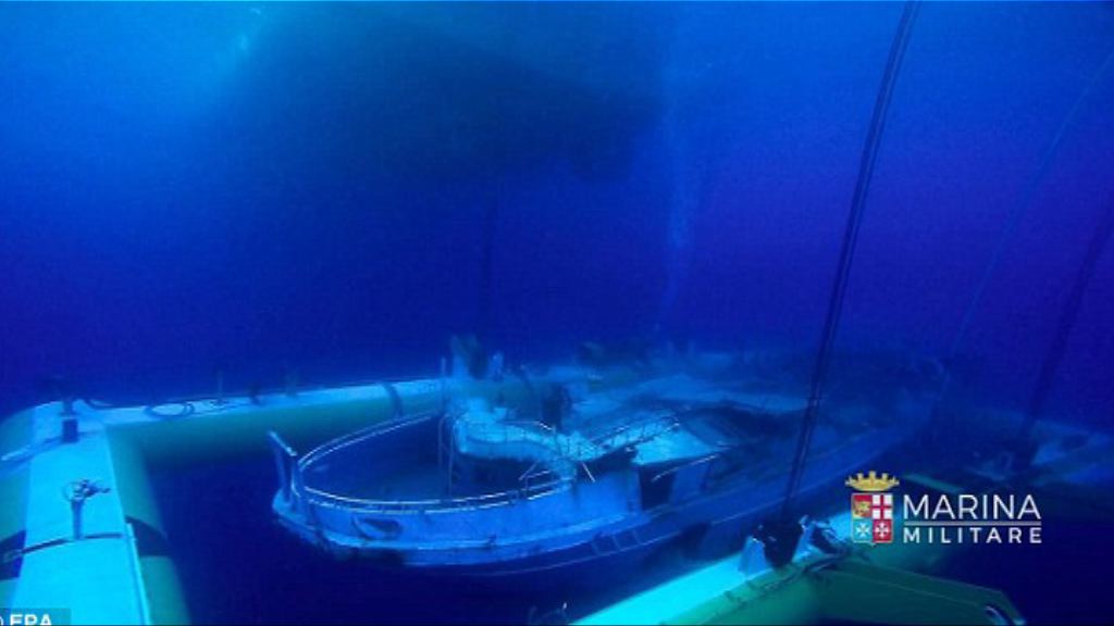 意大利撈起去年地中海沉沒偷渡船